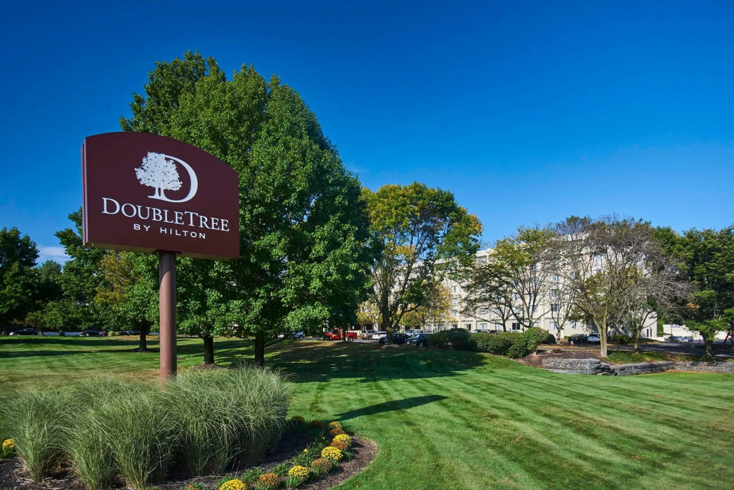 Property building in DoubleTree by Hilton Princeton
