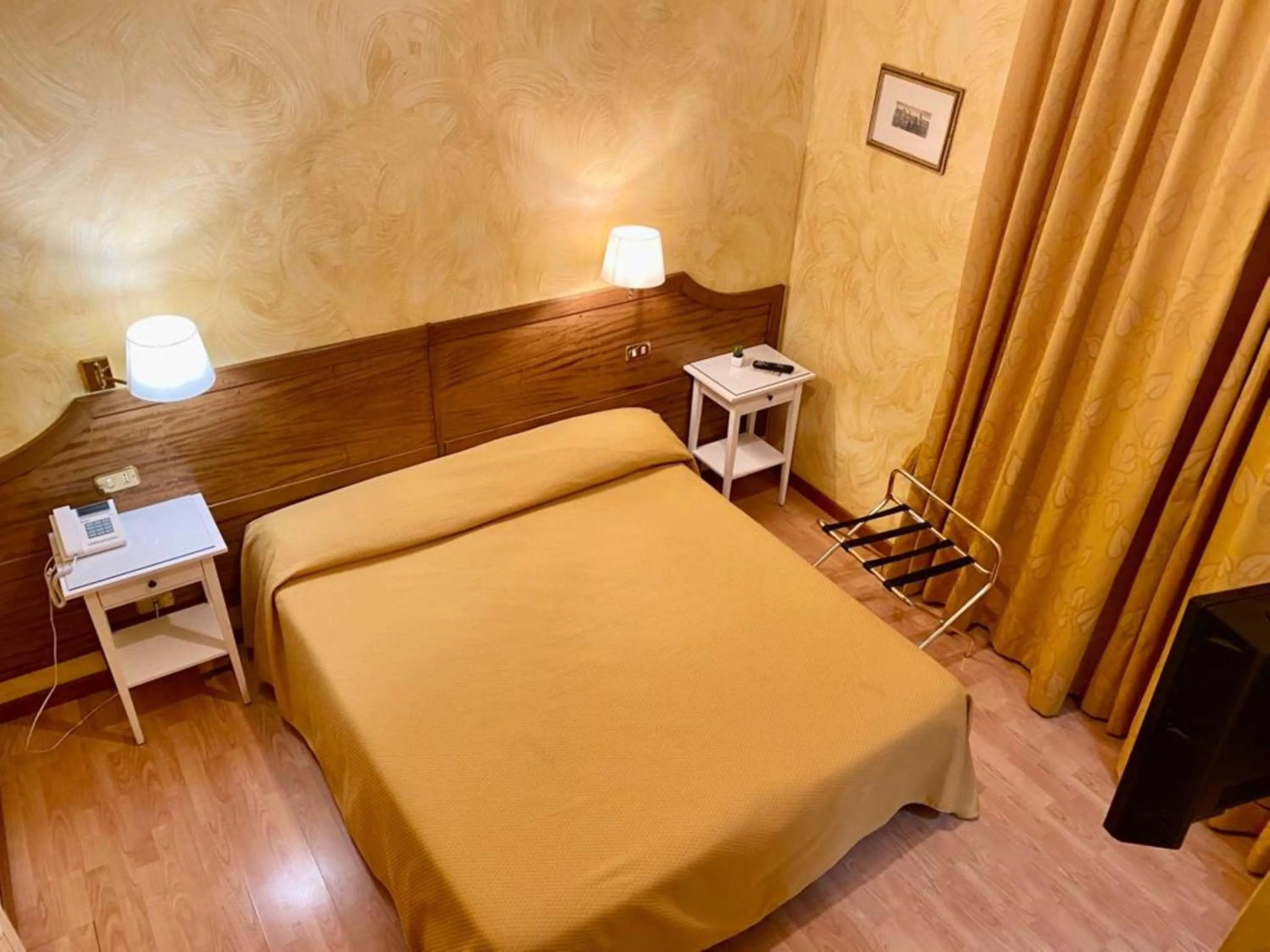 Bedroom, Bed in Sweet Dream Roma Termini
