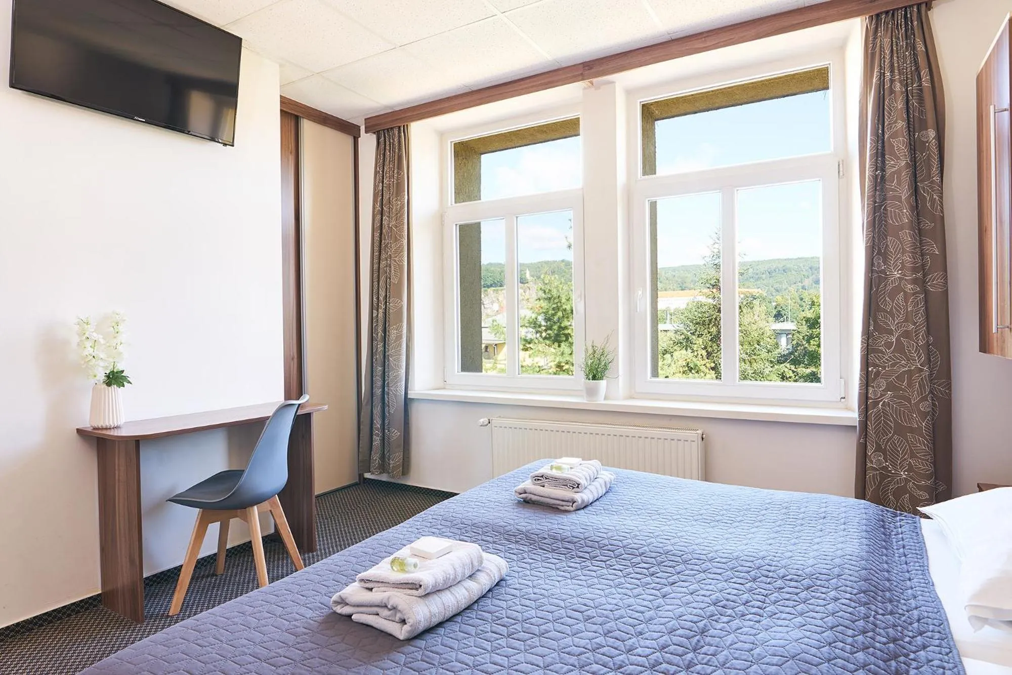 Property building, Bed in Wellness Hotel Kocanda