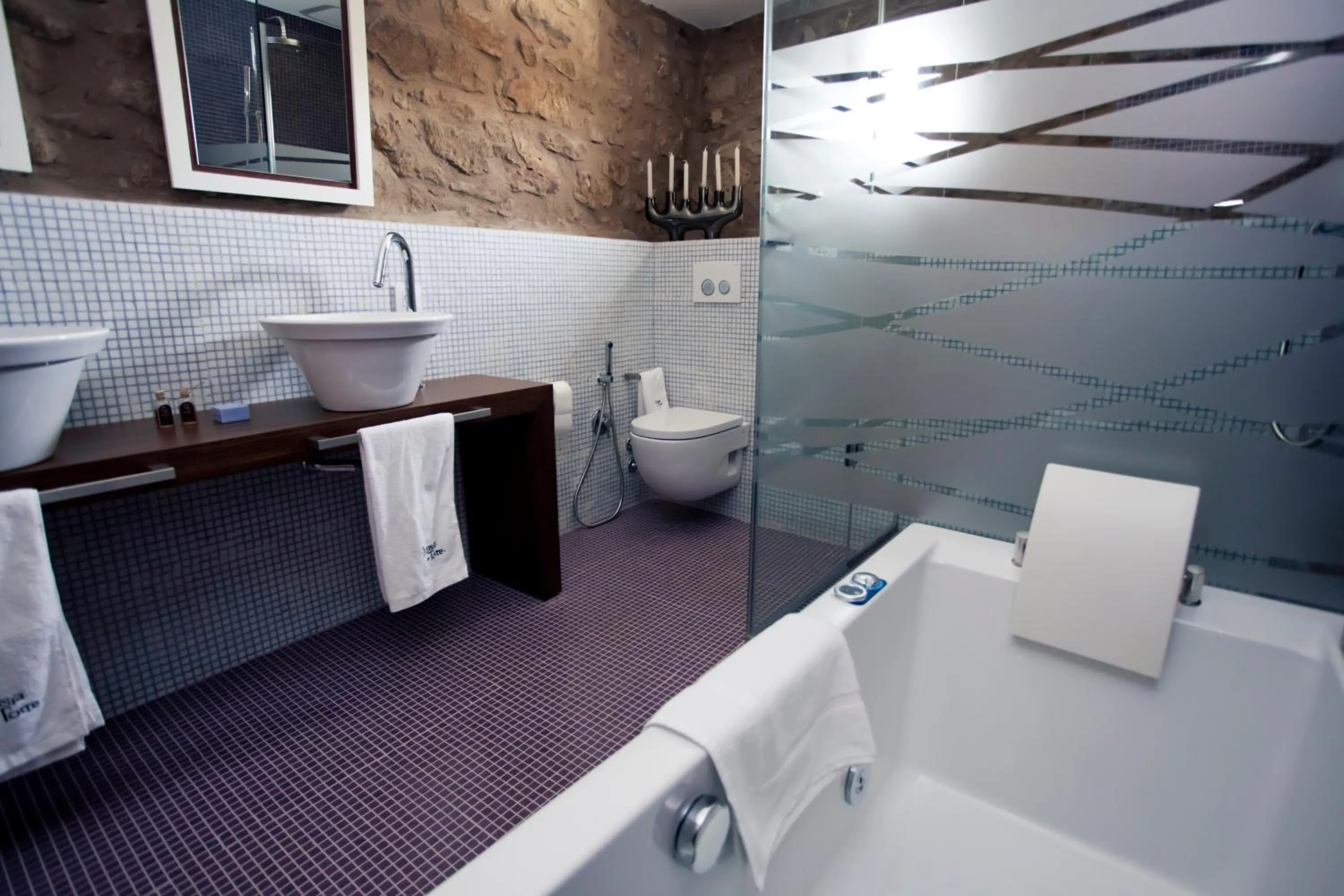 Bathroom in Hotel Restaurante Masía la Torre