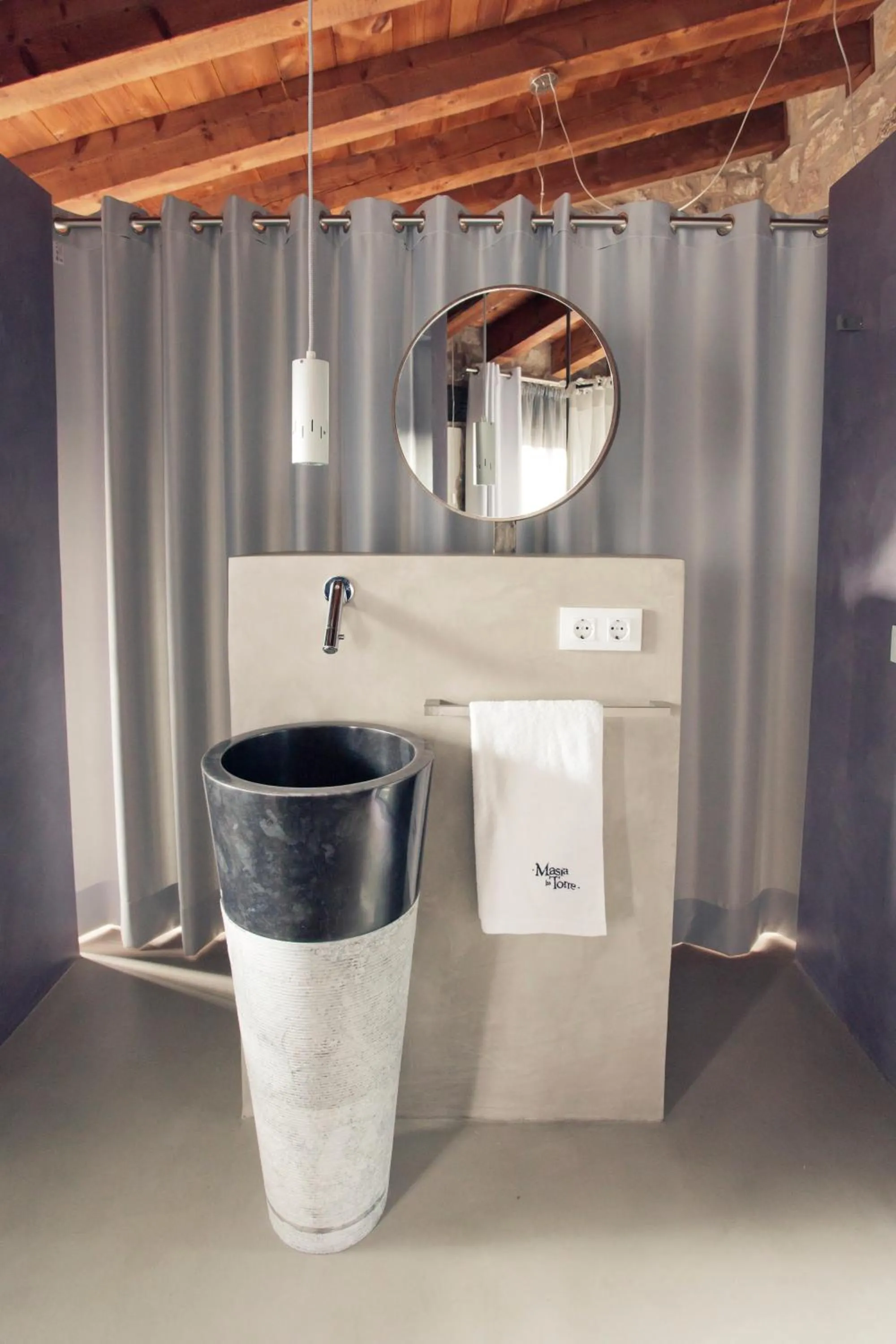 Bathroom in Hotel Restaurante Masía la Torre