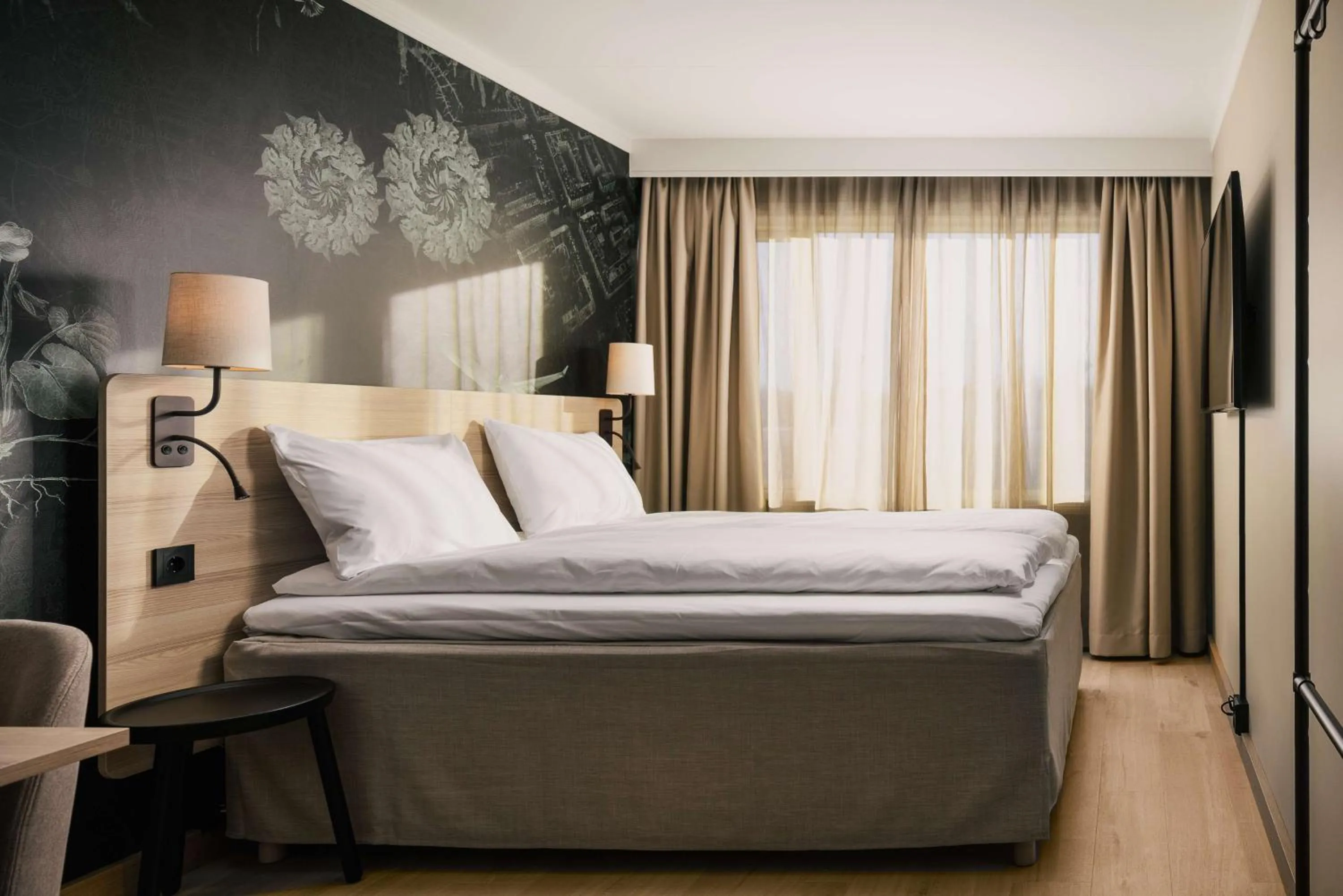 Bedroom, Bed in Scandic Gardermoen