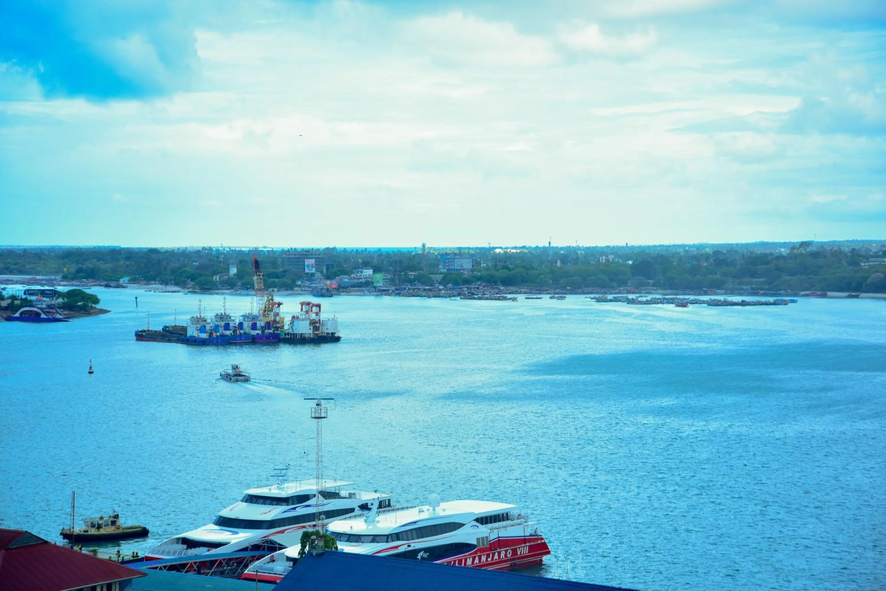 Sea view in Harbour View Suites