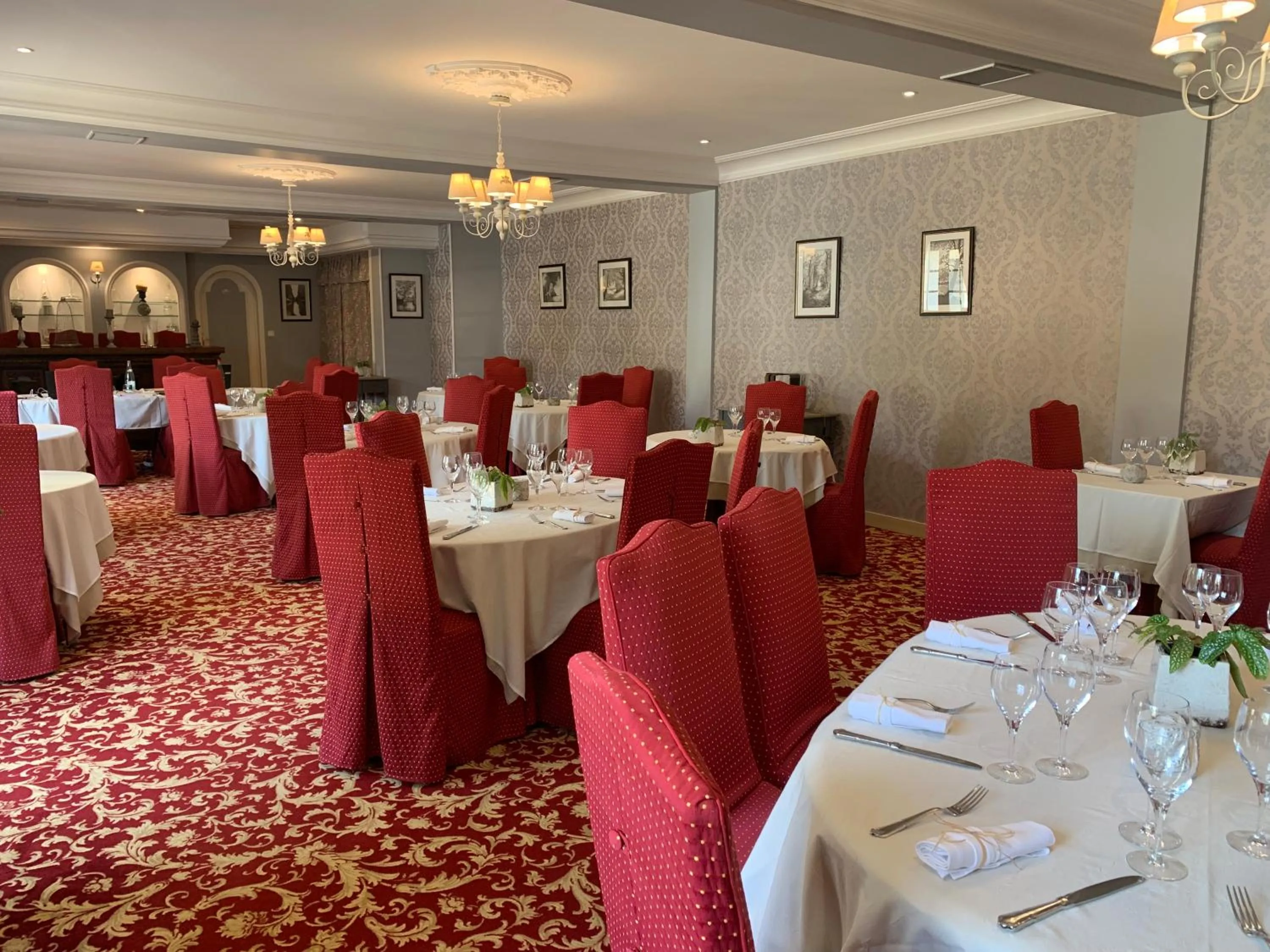 Restaurant/places to eat in L'Auberge du Port des Roches