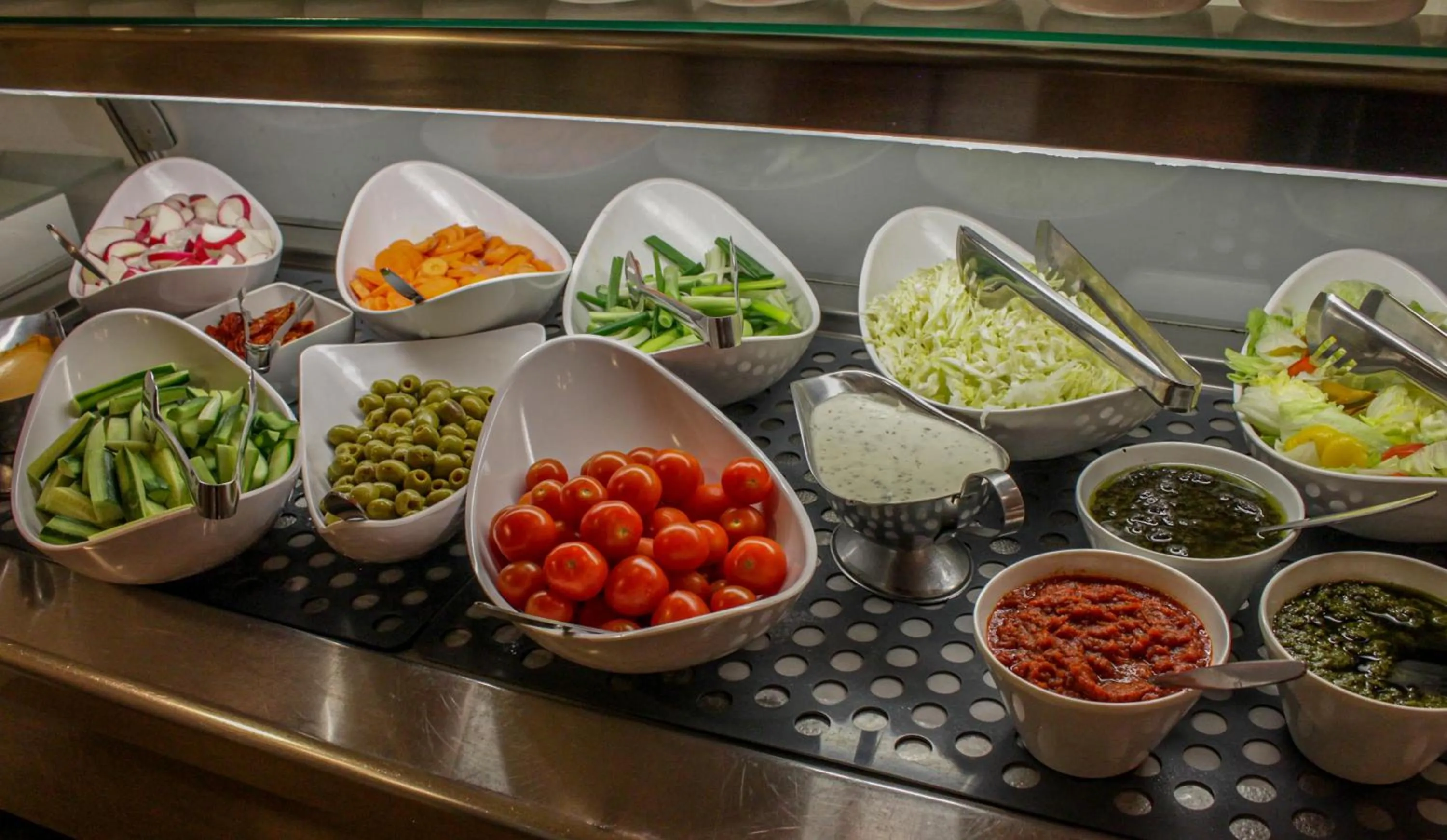 Food in Golden Walls Hotel