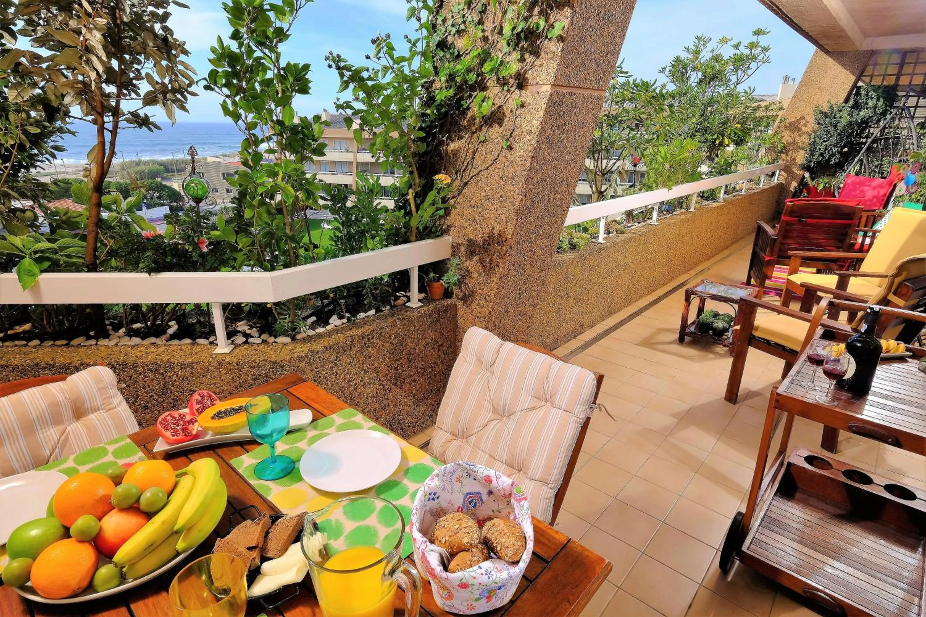 Exclusive Luxury4you – Beachfront Boutique Penthouse Apt!