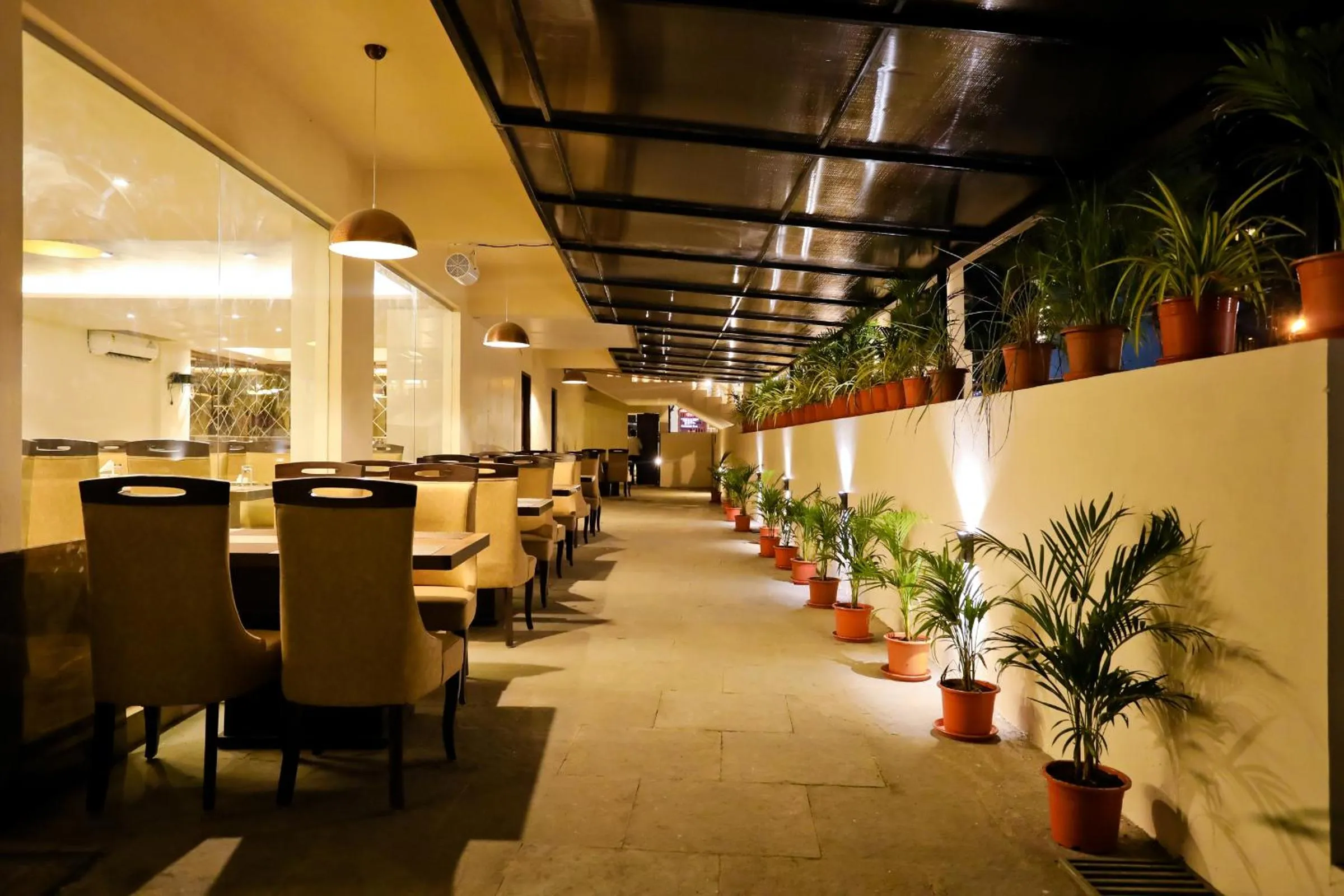 Restaurant/places to eat in Amara Grand Baga,Goa