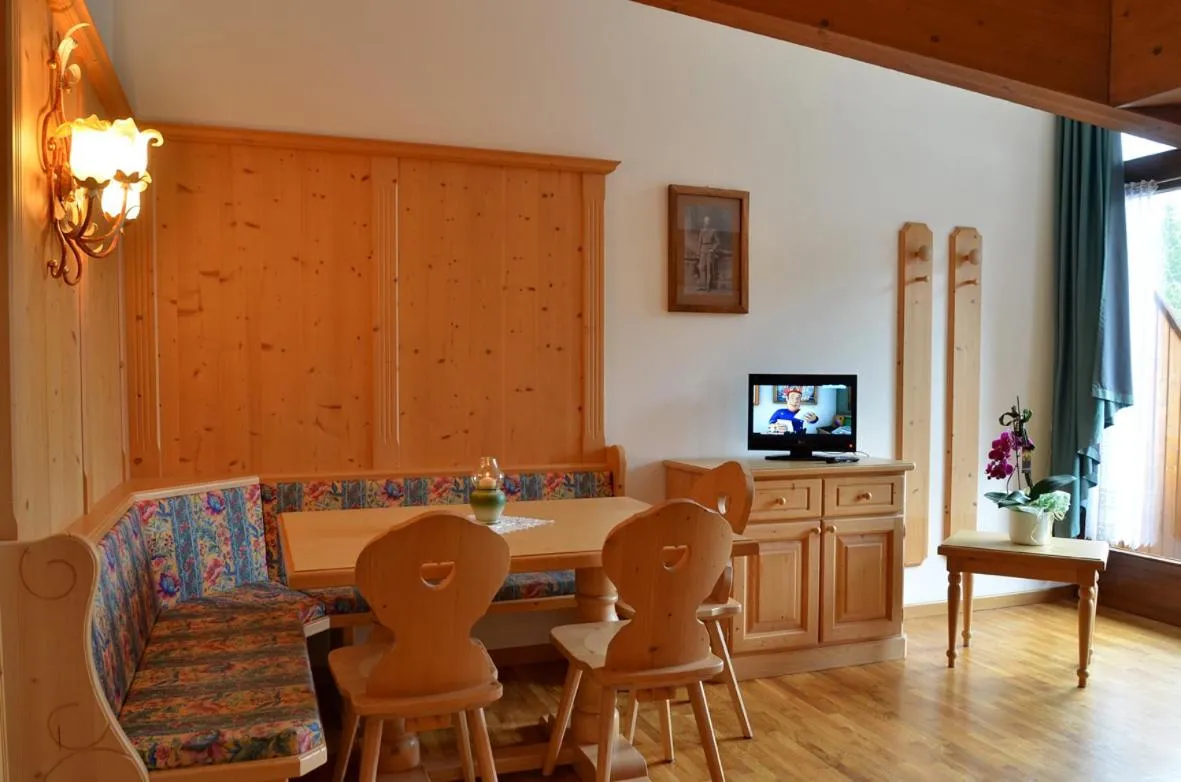 Dining area in Residence Taufer