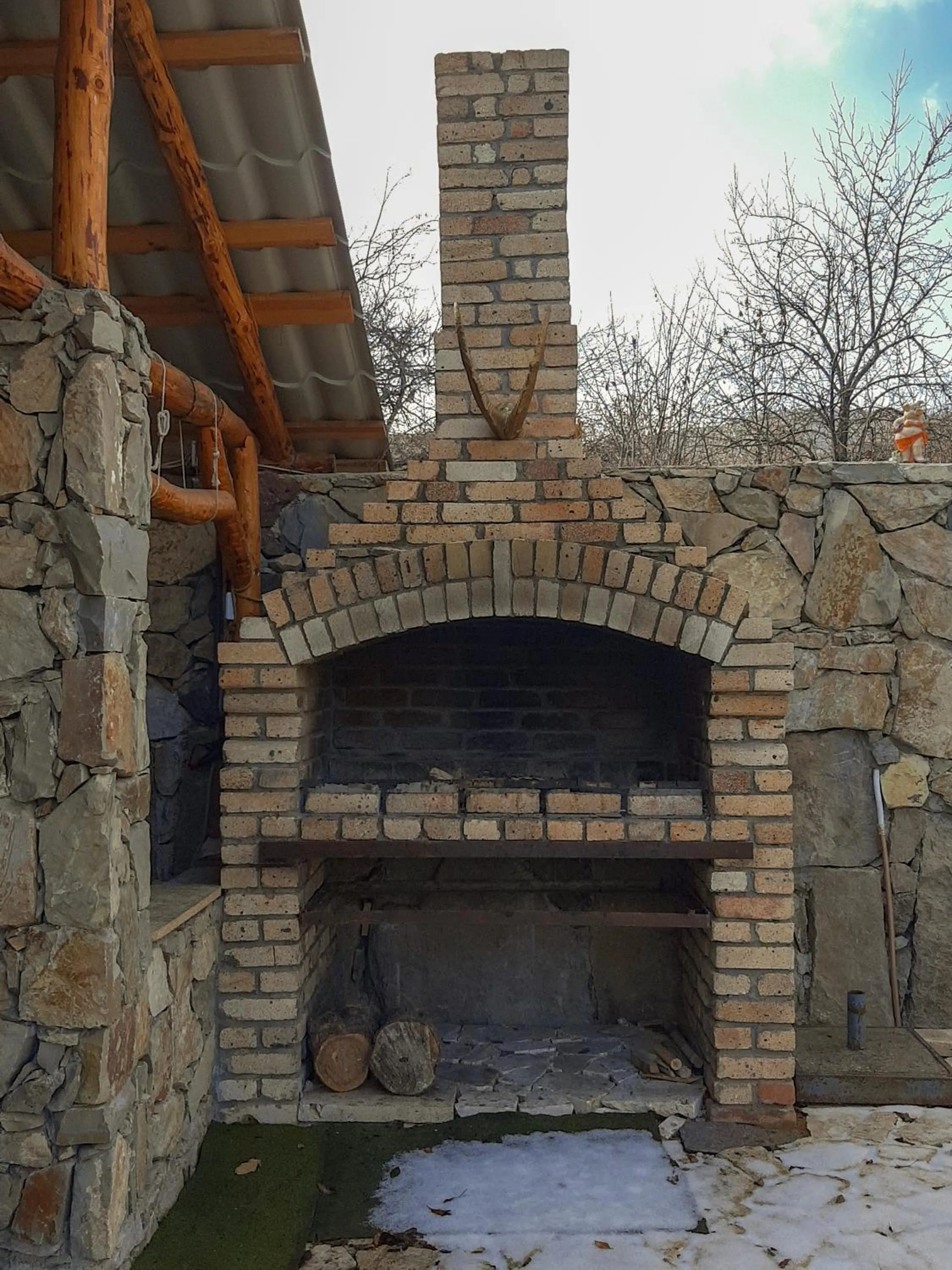 BBQ facilities in Paradise Guest House