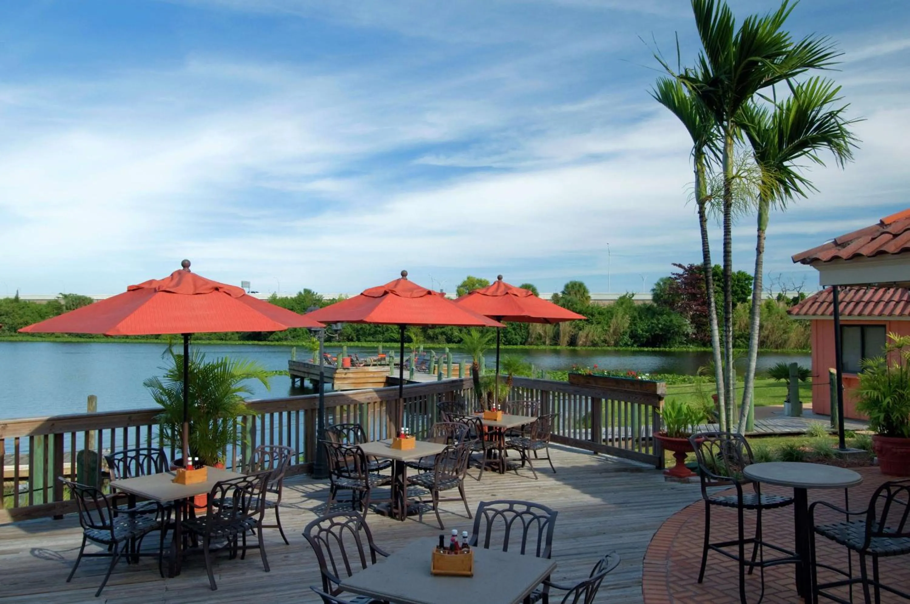 Restaurant/places to eat in Hilton Palm Beach PBI