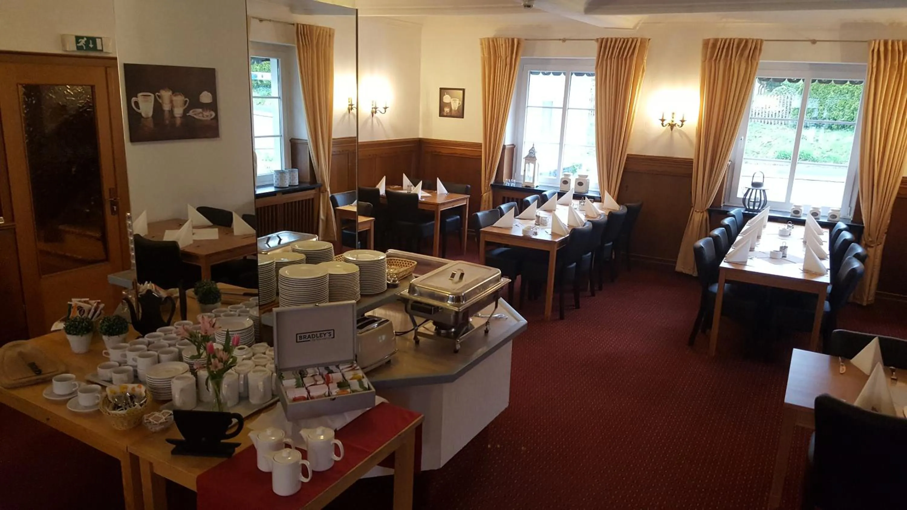 Restaurant/places to eat in Hotel Altastenberg