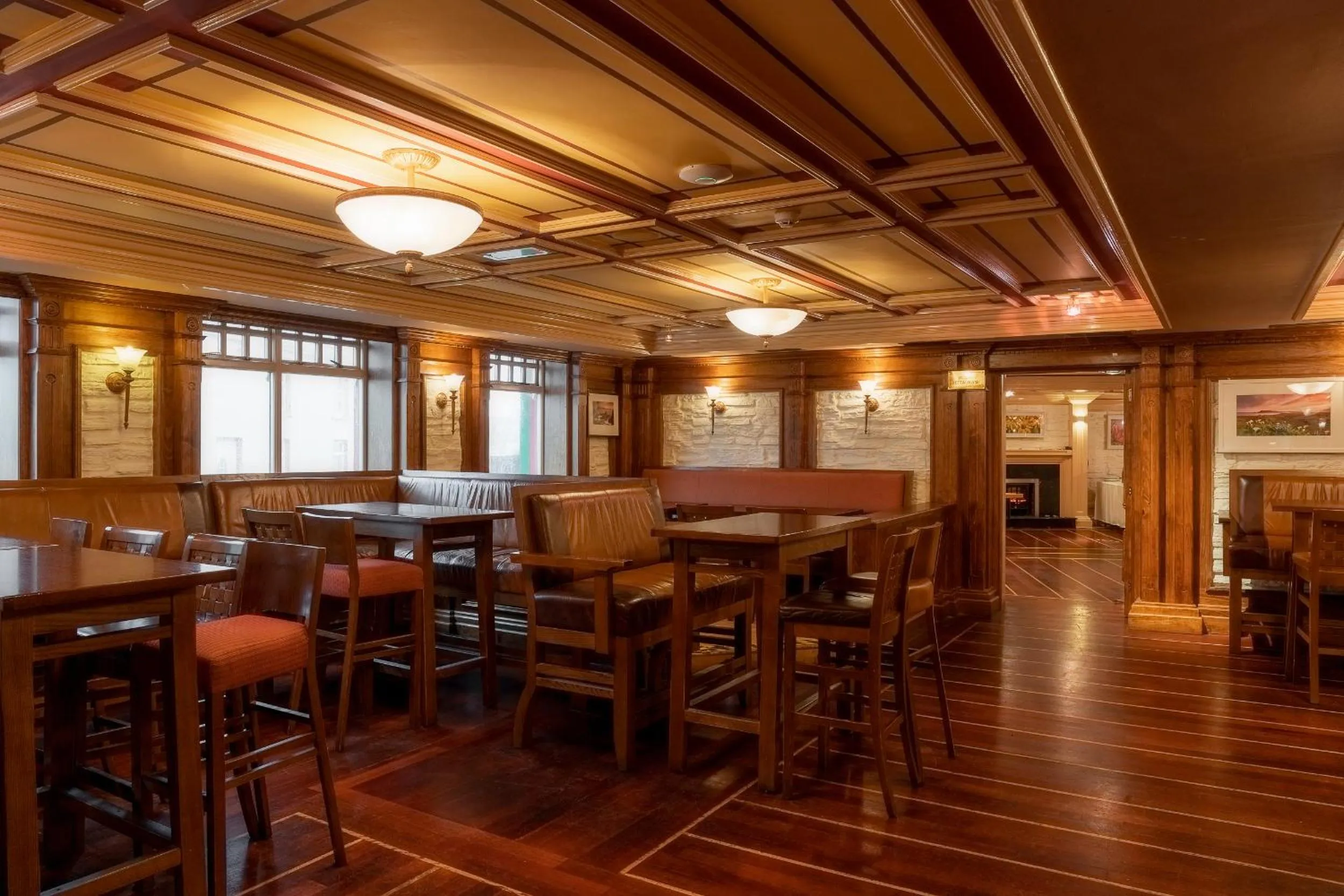 Lounge or bar in Hotel Ceann Sibeal