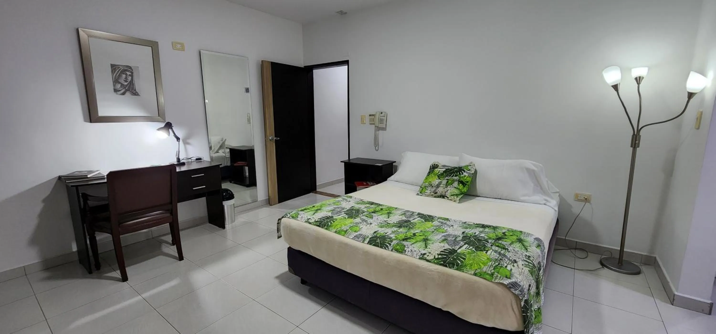 Bed in Hotel Campestre Santa Monica Pance