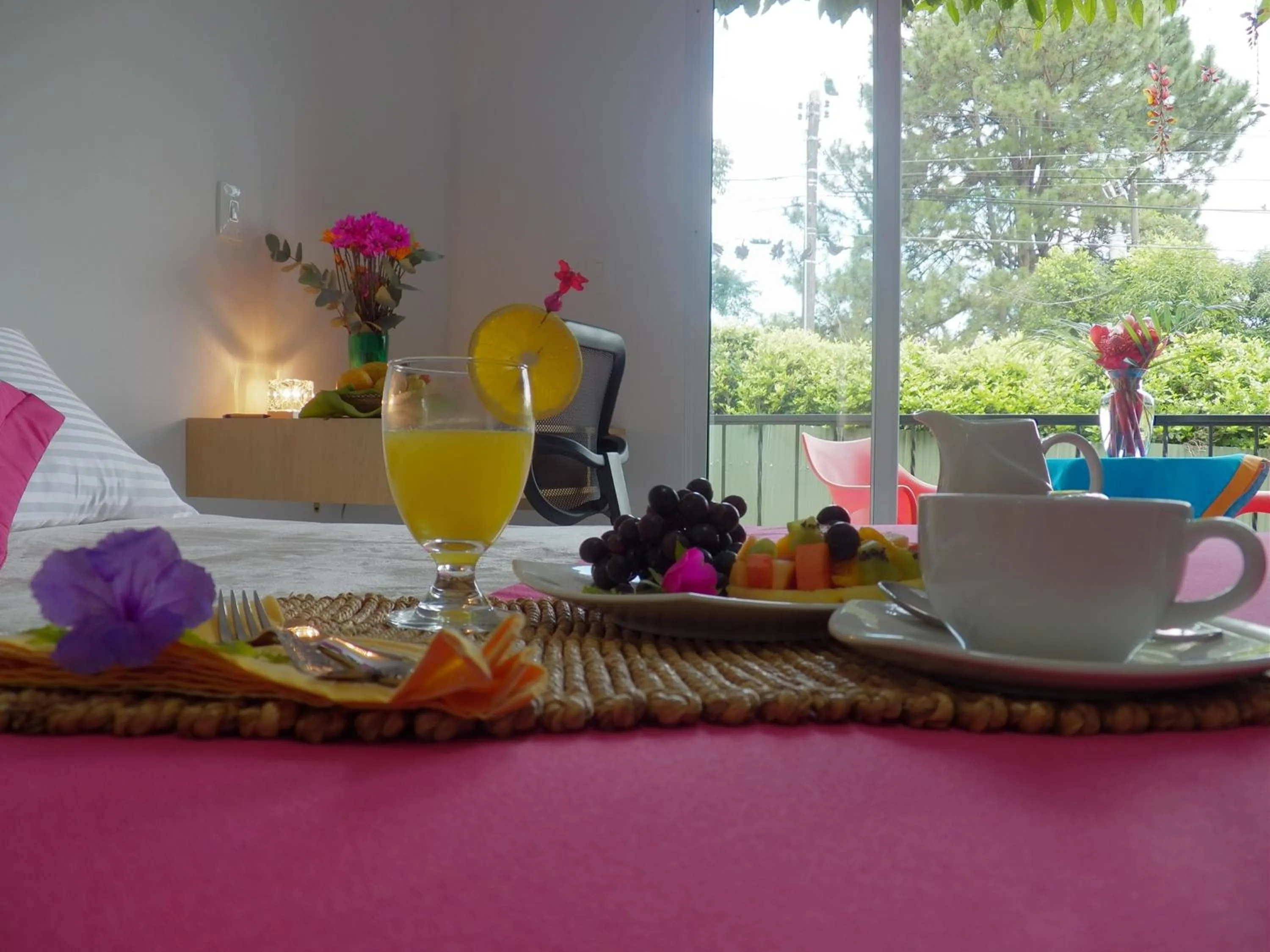 American breakfast in Hotel Campestre Santa Monica Pance