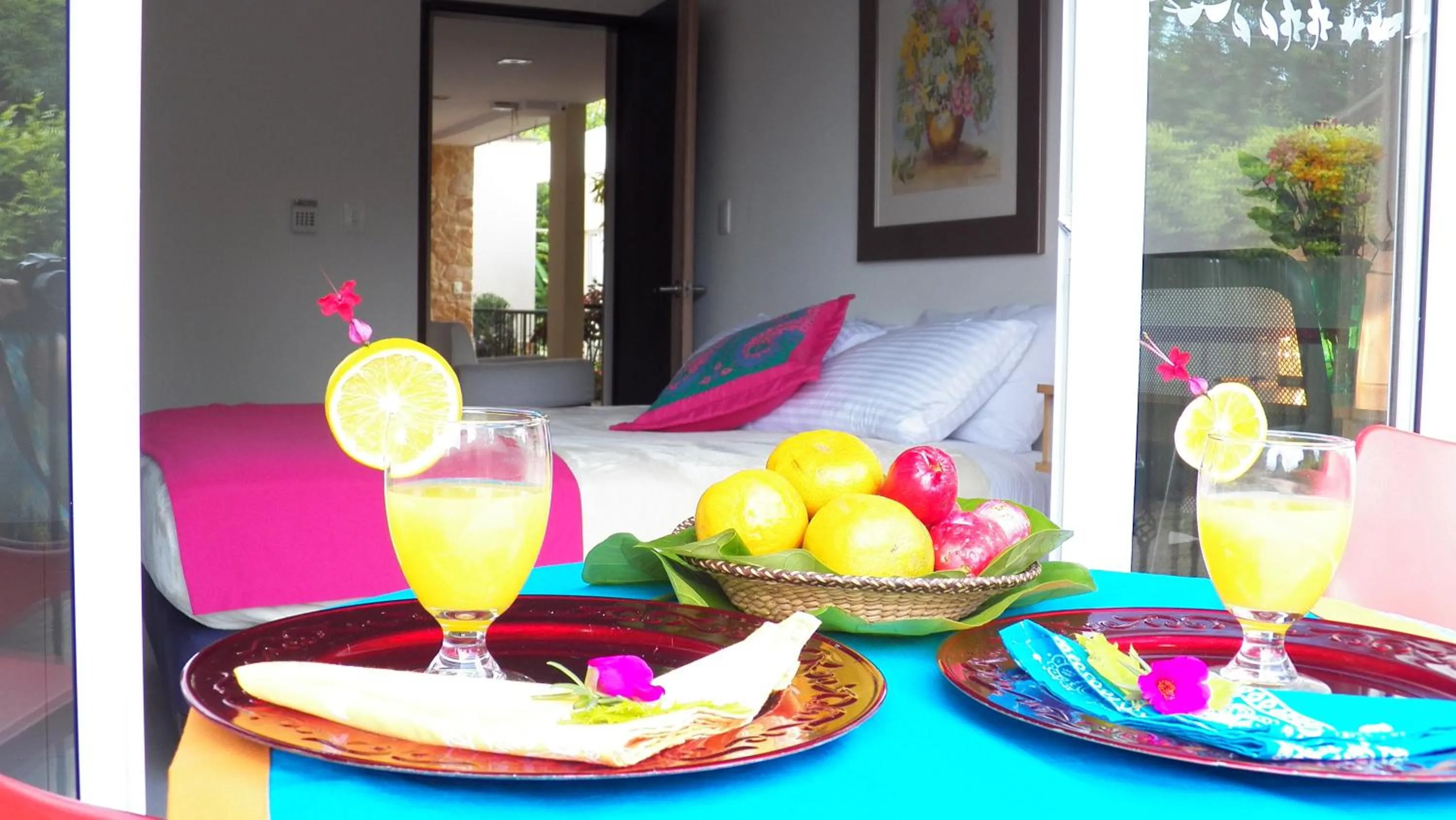 Photo of the whole room in Hotel Campestre Santa Monica Pance