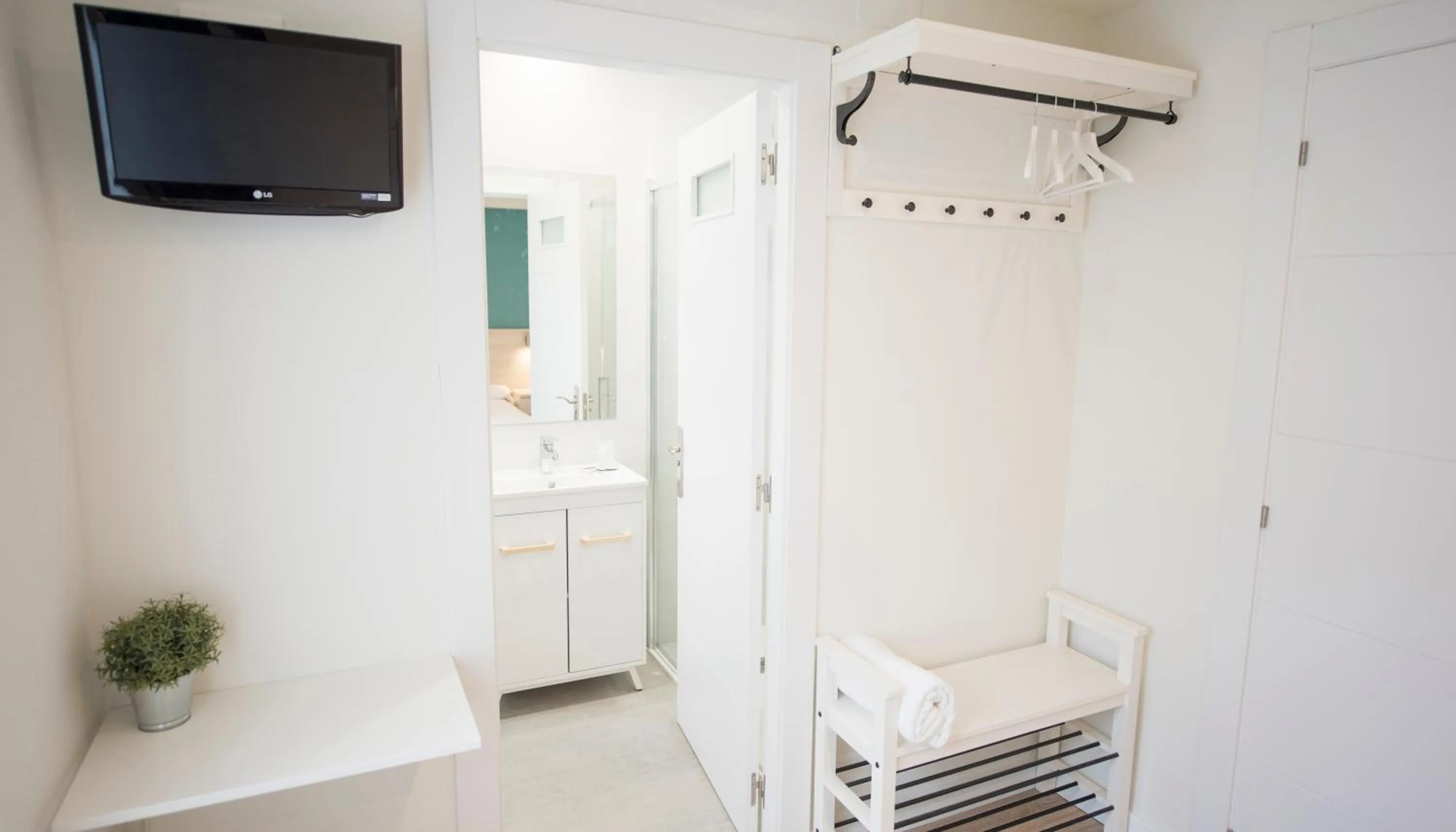 Bathroom in Happy Hostal Carrales