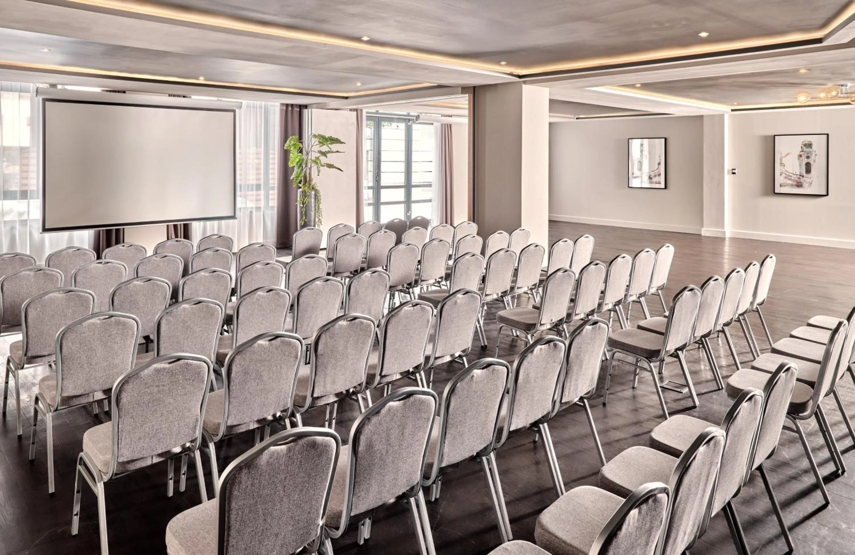 Meeting/conference room in Leonardo Royal Hotel Warsaw