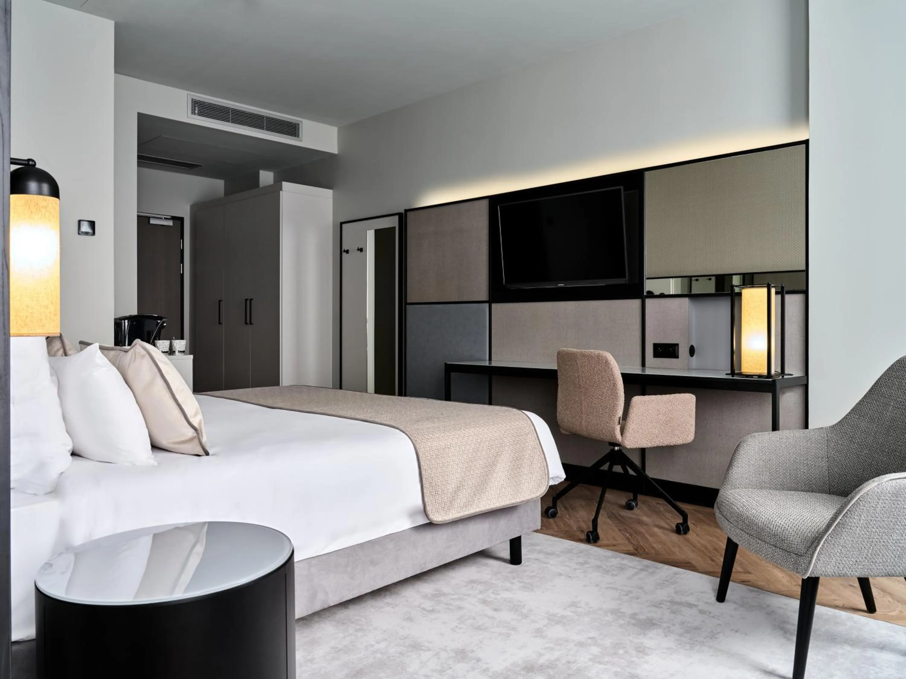 Photo of the whole room, Bed in Leonardo Royal Hotel Warsaw