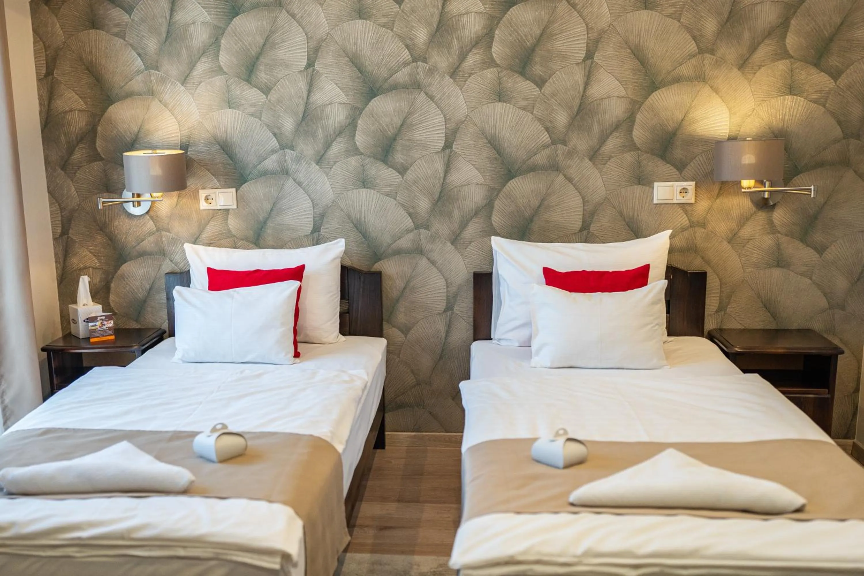 Bed in MeDoRa Park - Hotel MeDoRa***