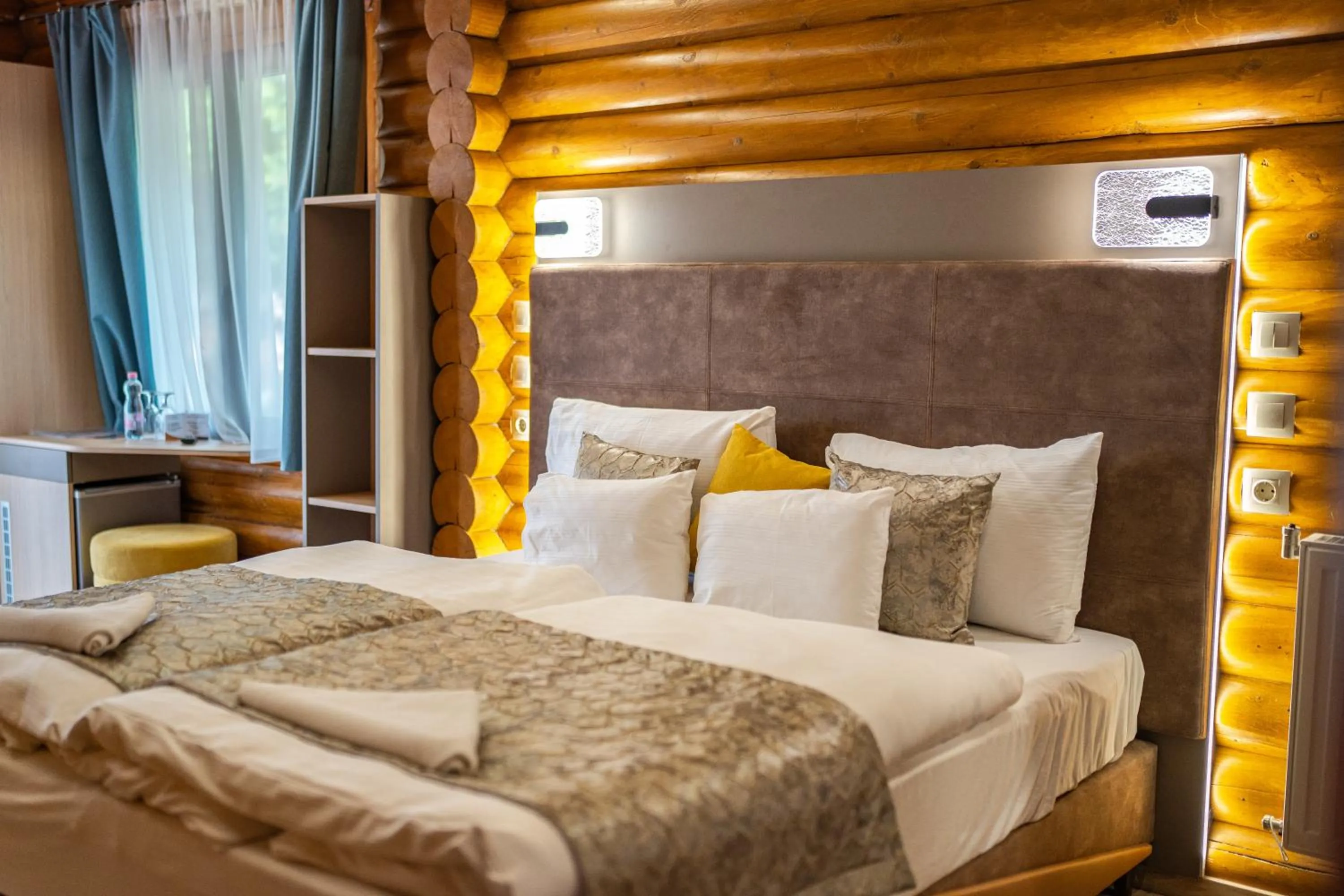 Bed in MeDoRa Park - Hotel MeDoRa***