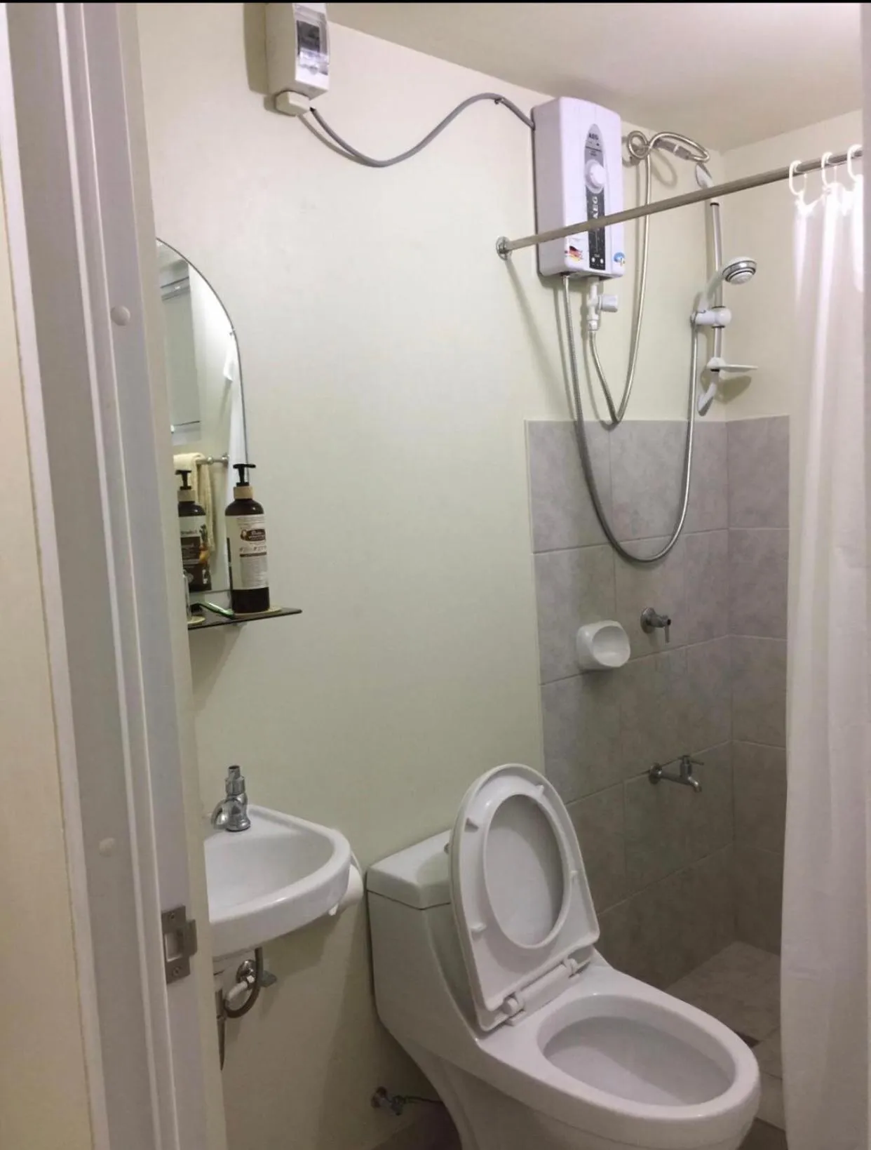 Shower in Staycation condo with pool near SM Tungko, Bulacan