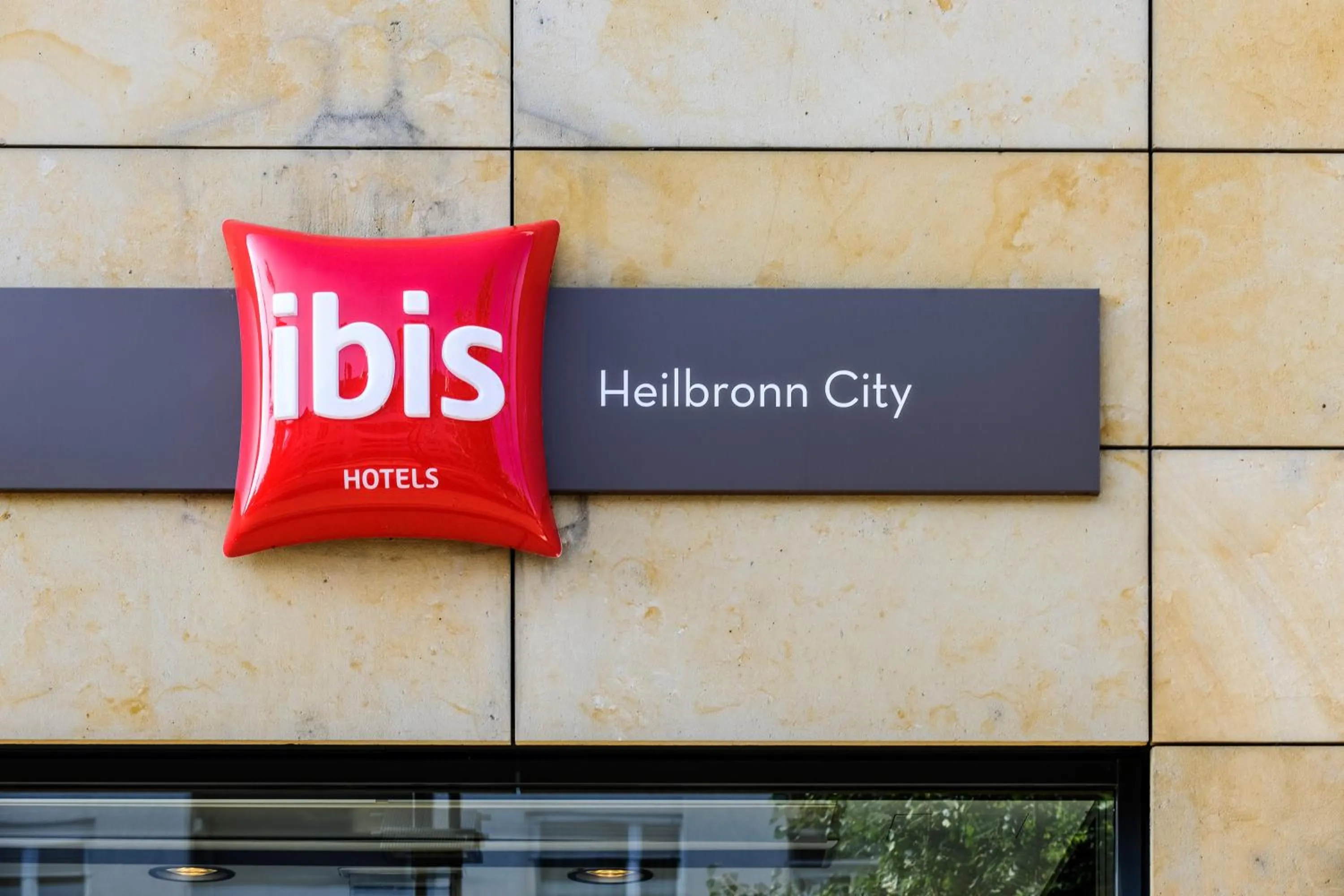 Property building in ibis Heilbronn City