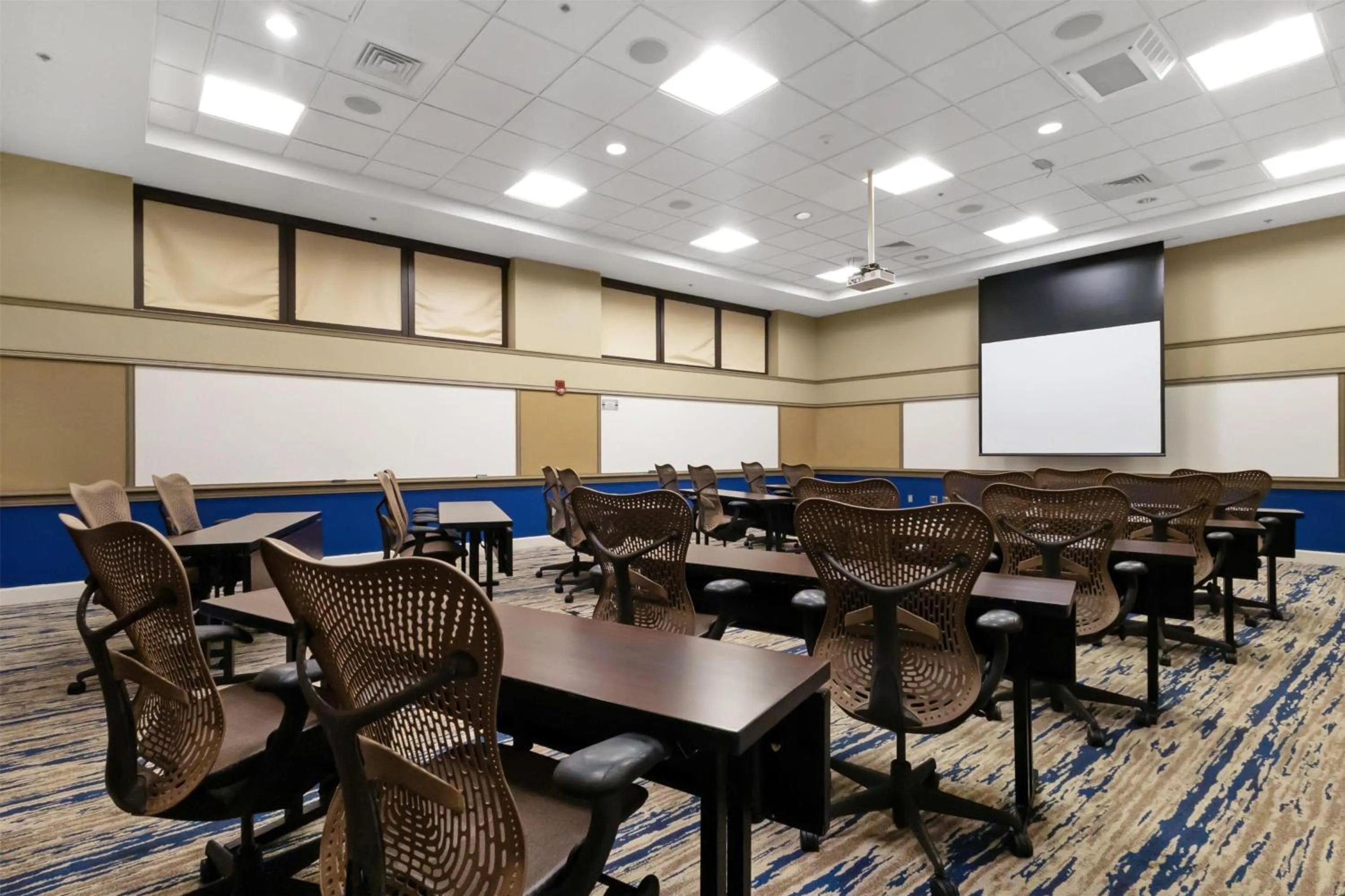 Meeting/conference room in DoubleTree by Hilton Palm Beach Gardens
