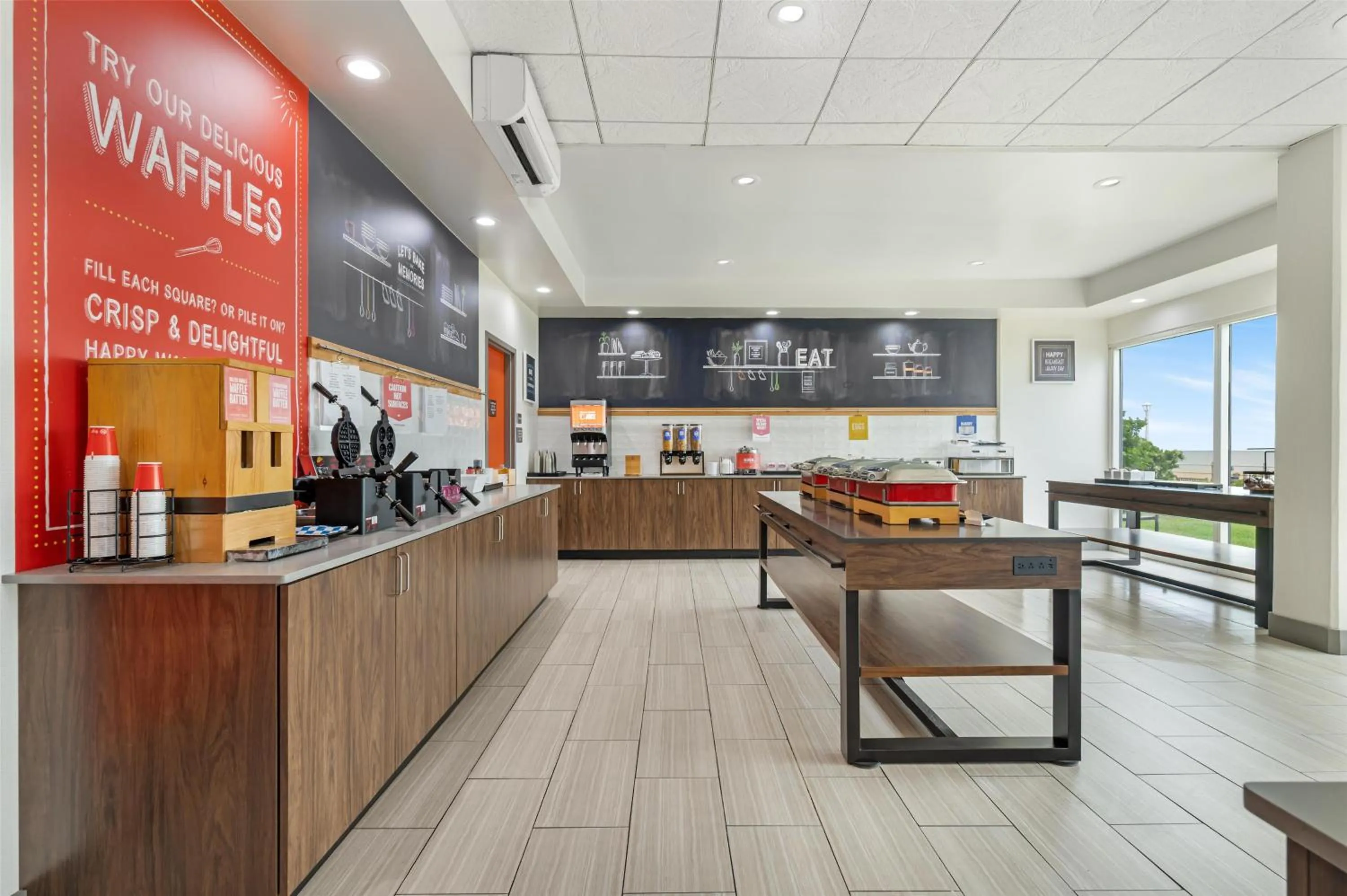 Breakfast in Hampton Inn Virginia Beach Oceanfront North