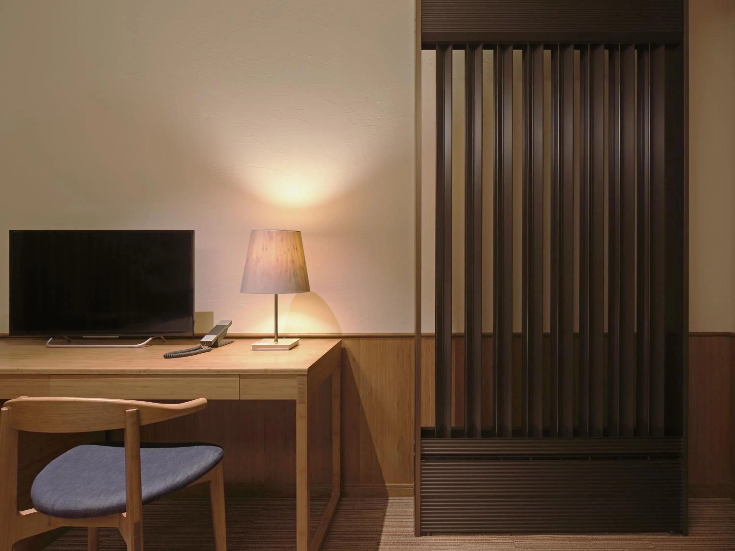 hair dresser in Hotel Great Morning