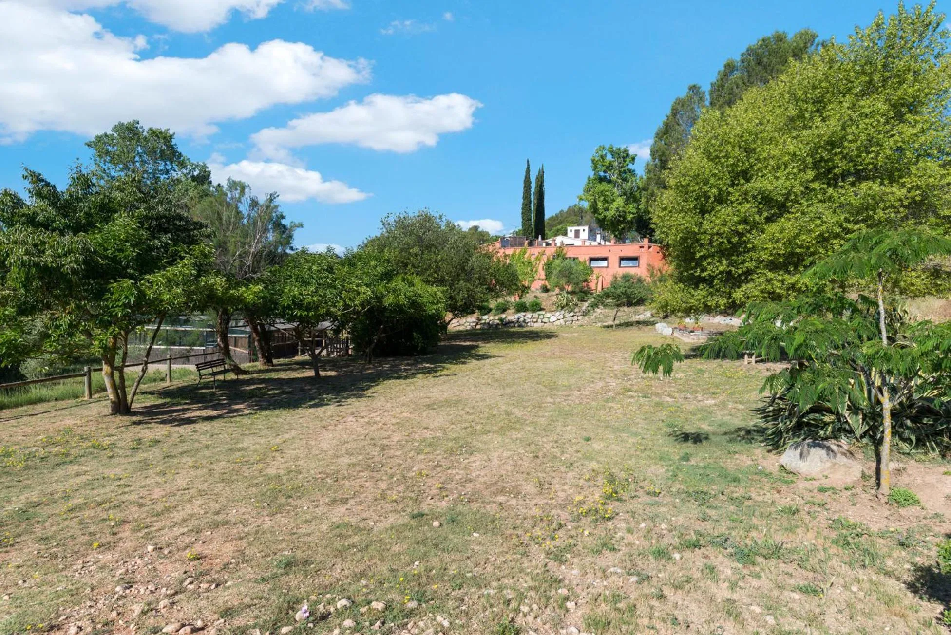 BBQ facilities in Comarquinal Bioresort Penedes