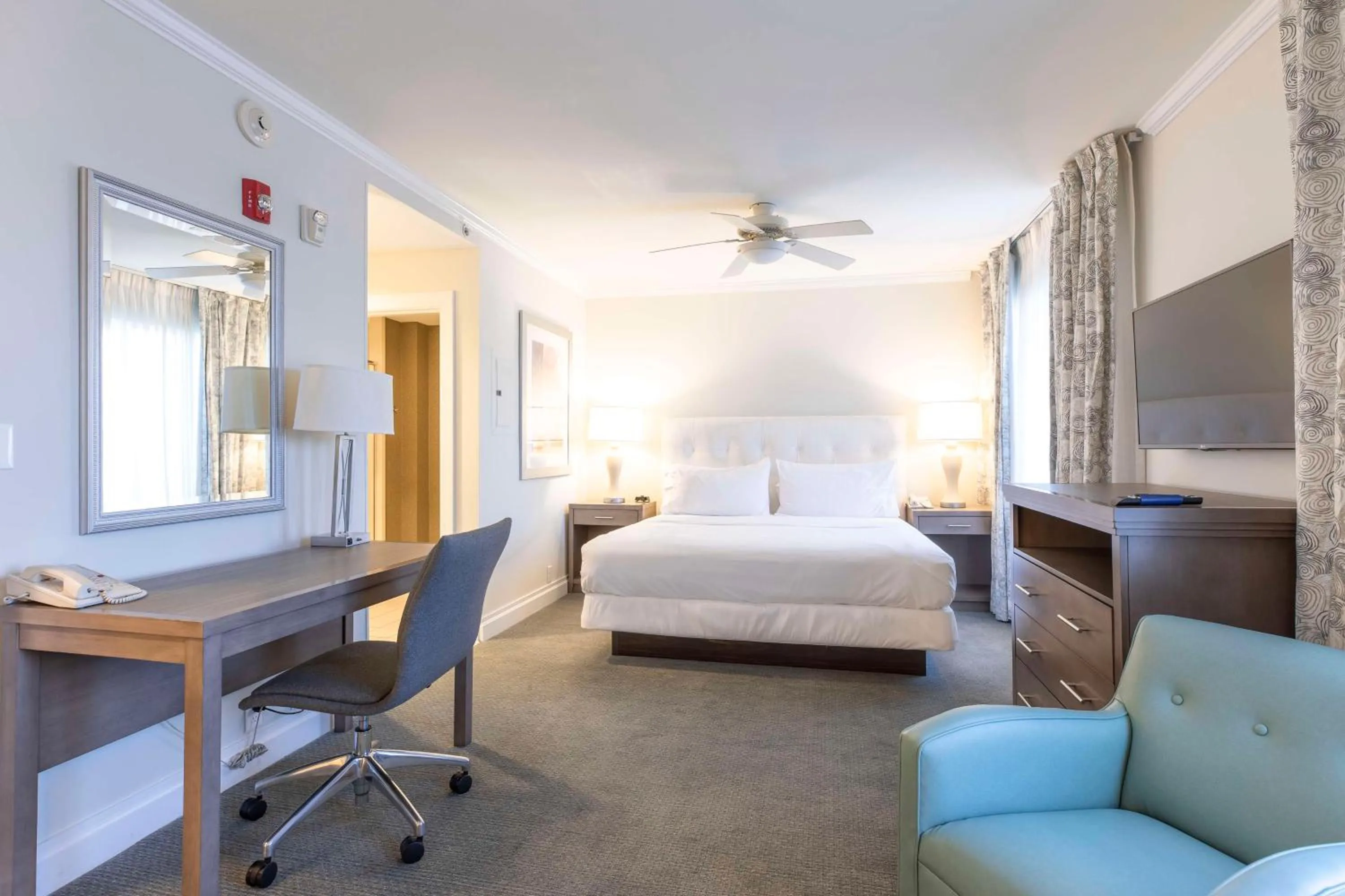 Bed in Homewood Suites by Hilton Palm Beach Gardens