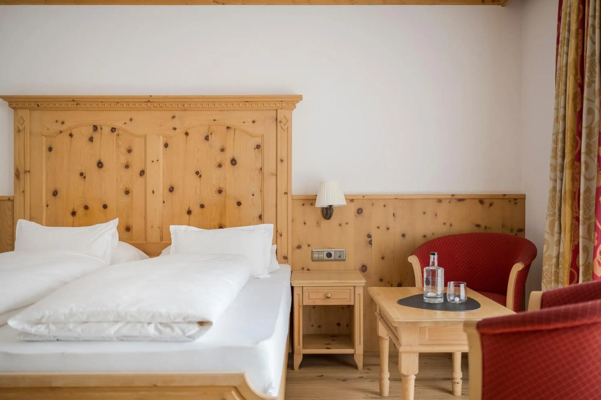 Bed in Hotel Lärchenhof