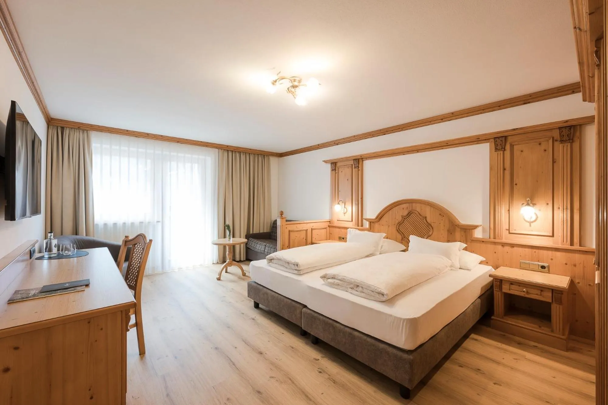 Bed in Hotel Lärchenhof