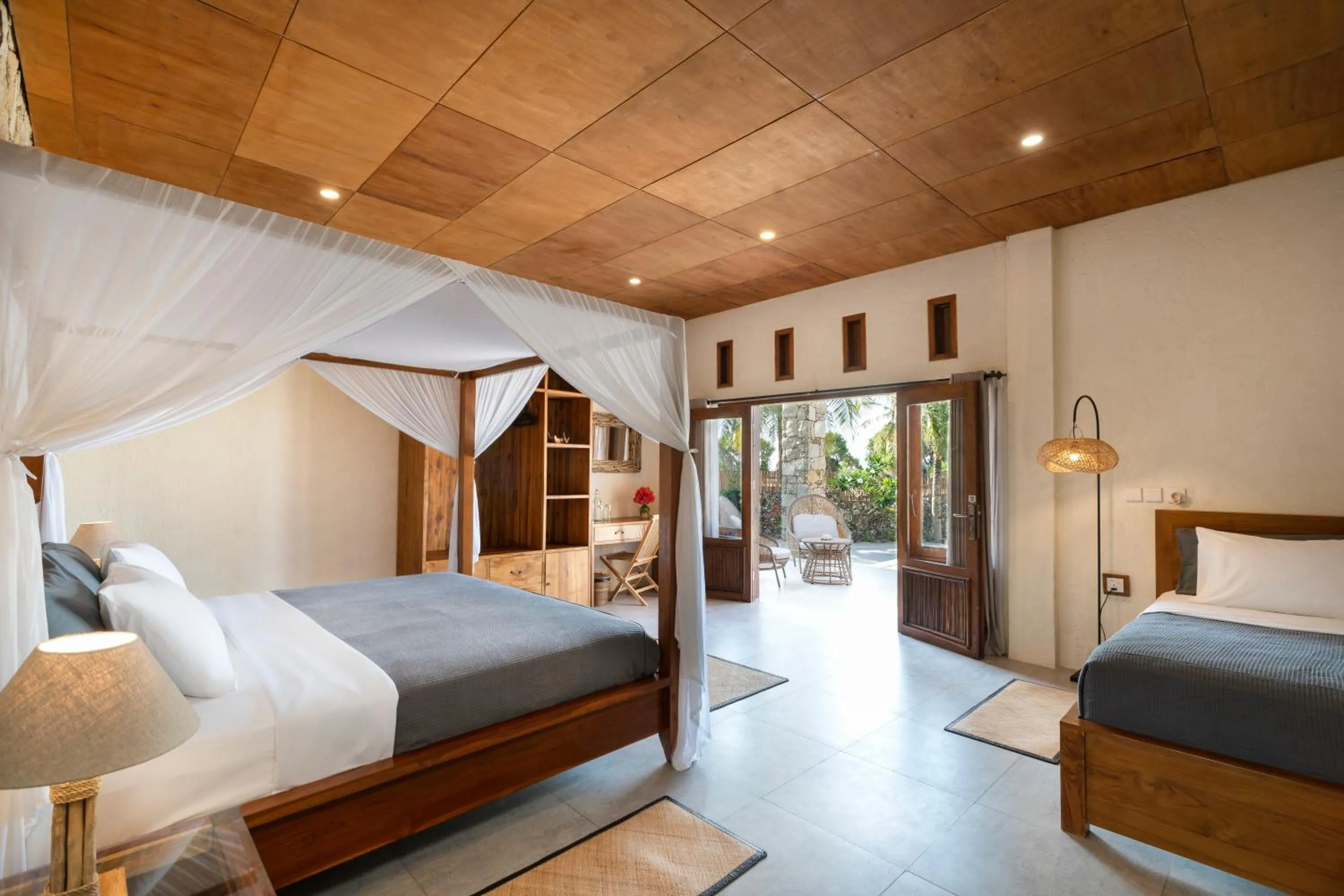 Bed in Manduna Resort