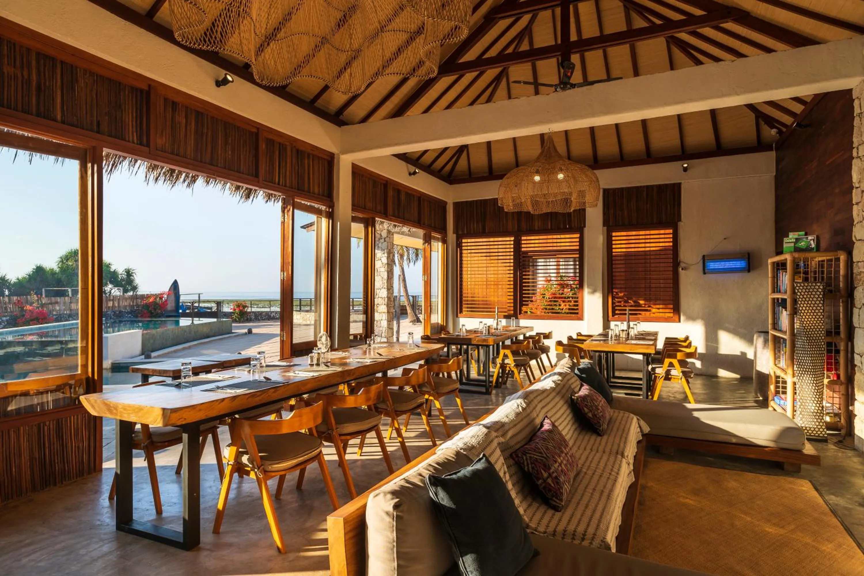 Restaurant/places to eat in Manduna Resort