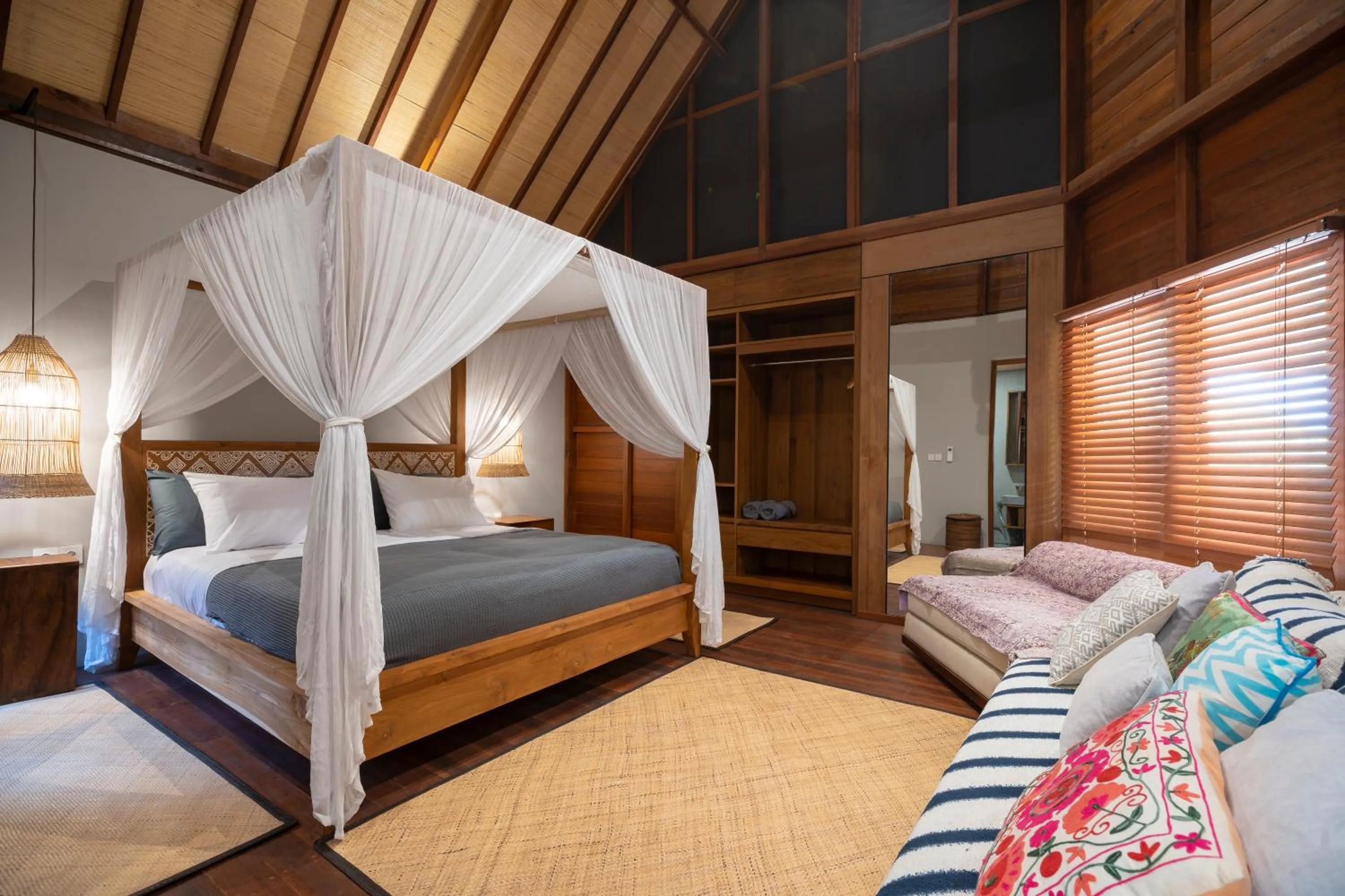 Bed in Manduna Resort