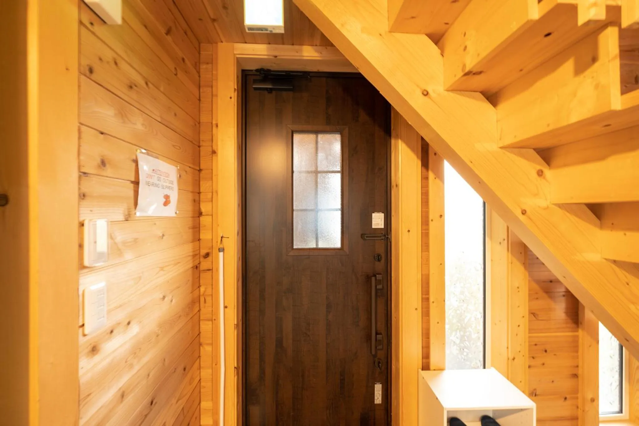 Facade/entrance in LAKE TOYA Logde SIGRA