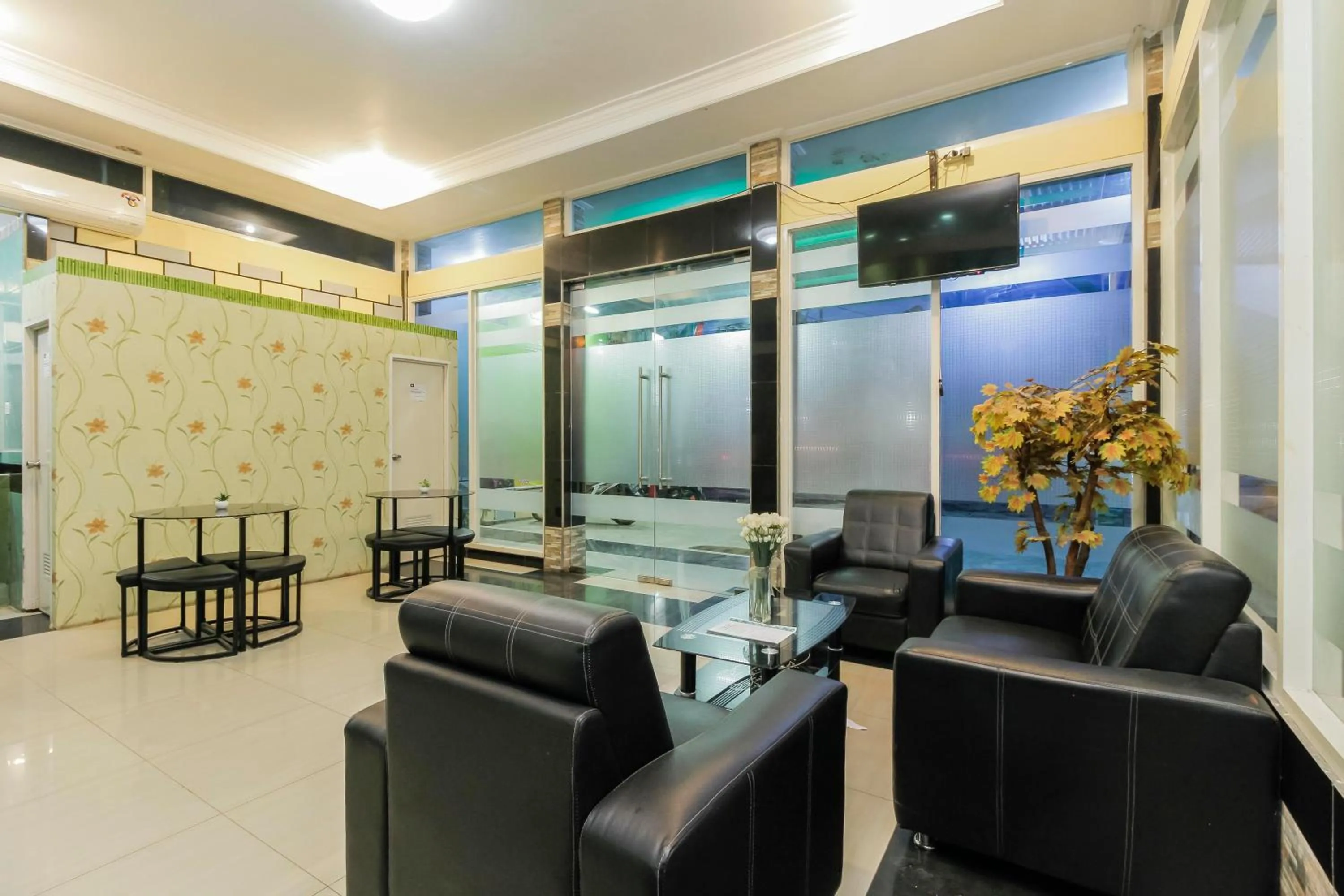 Lobby or reception in RedDoorz near Taman Samarendah Samarinda
