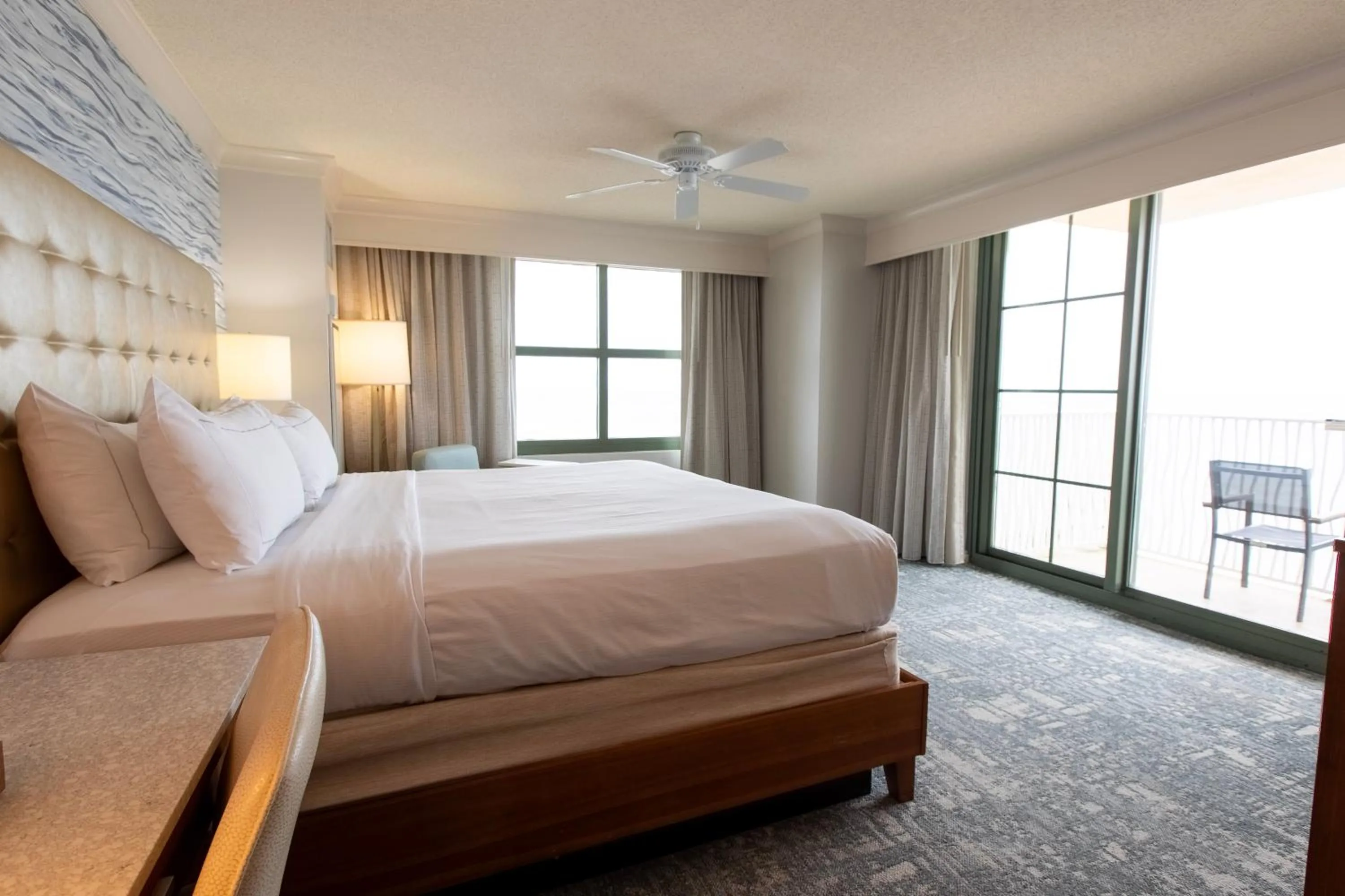 Bed in Hilton Virginia Beach Oceanfront