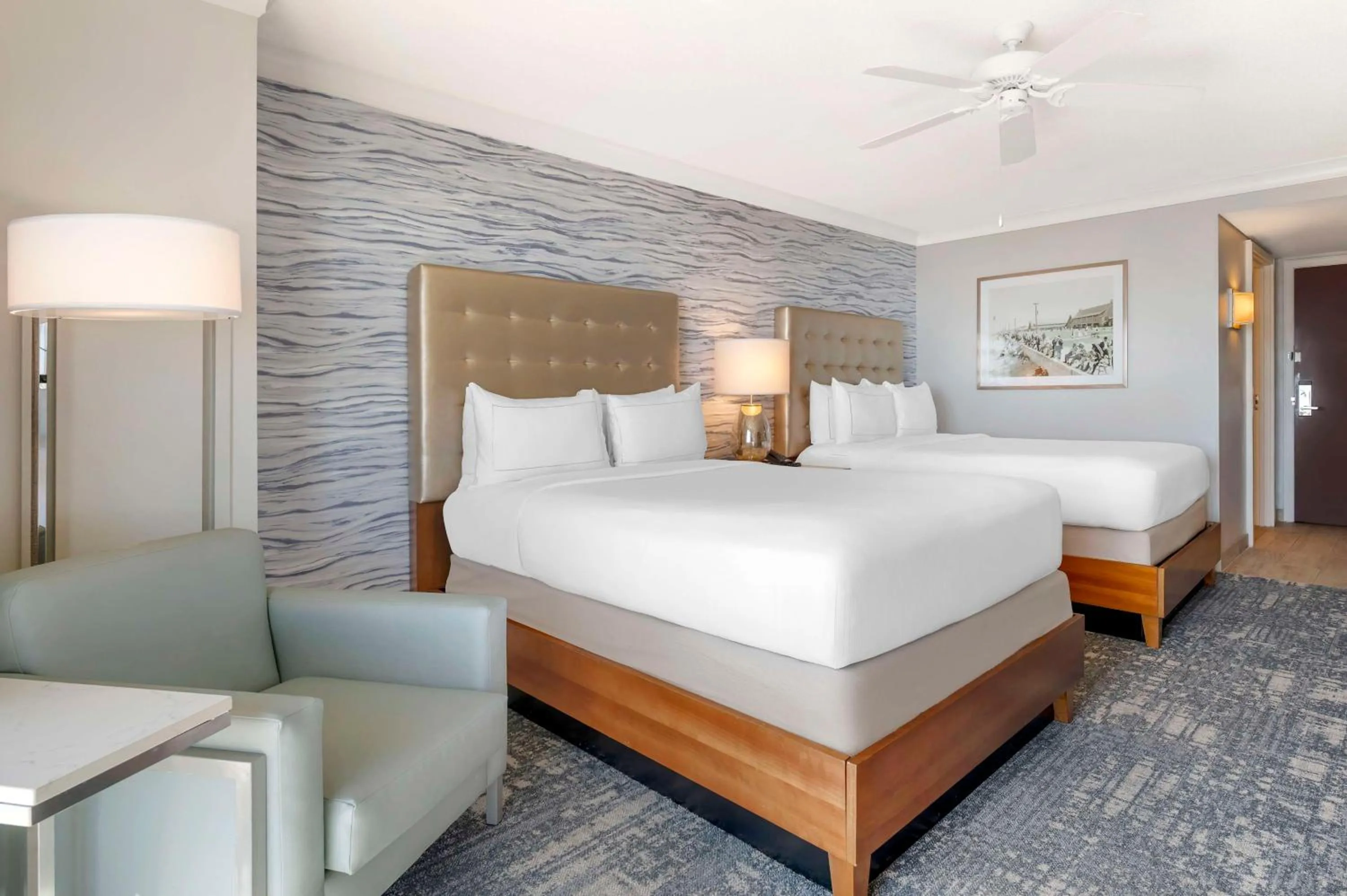 Bed in Hilton Virginia Beach Oceanfront