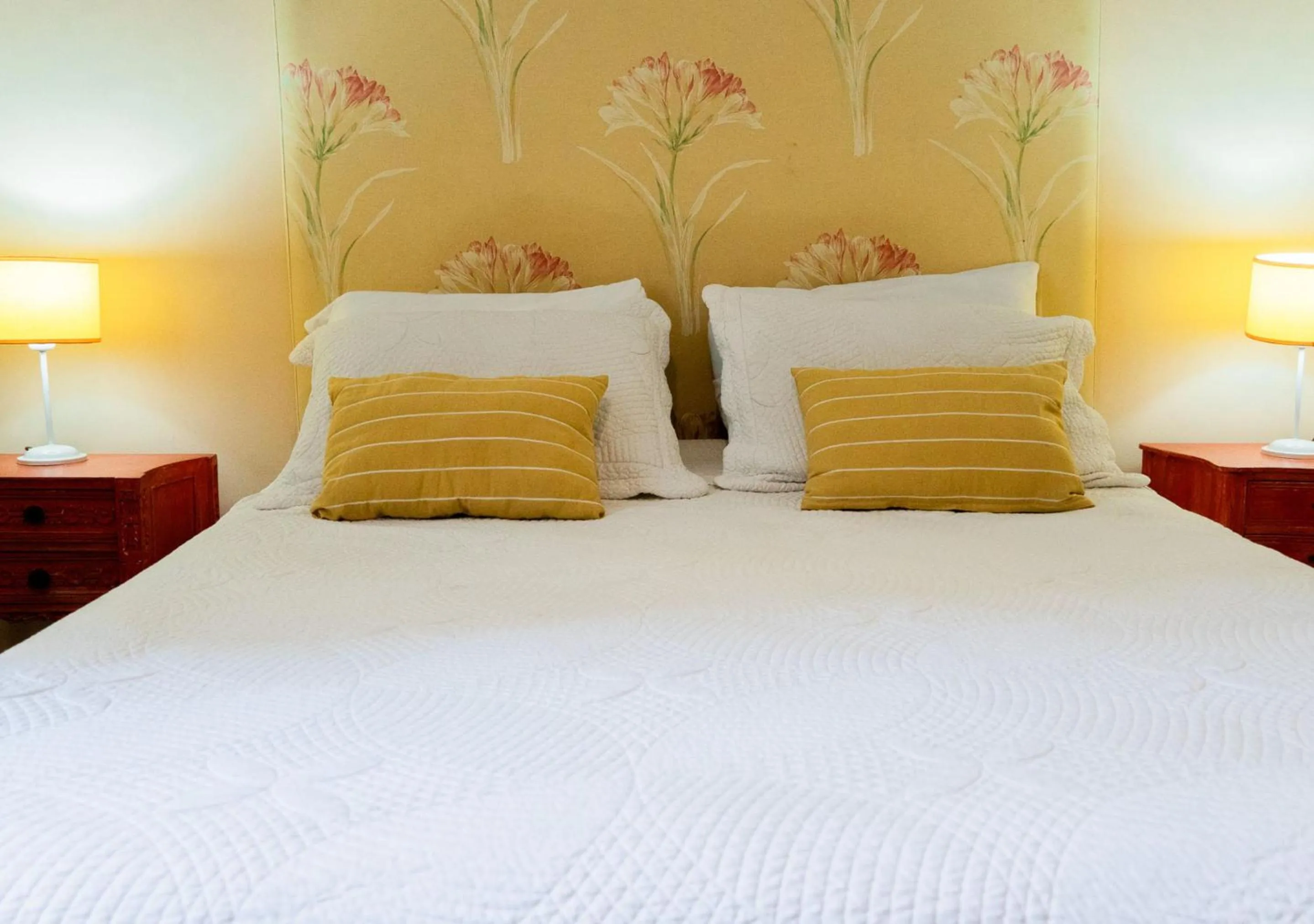 Bed in Moreno 820 by DOT Suites