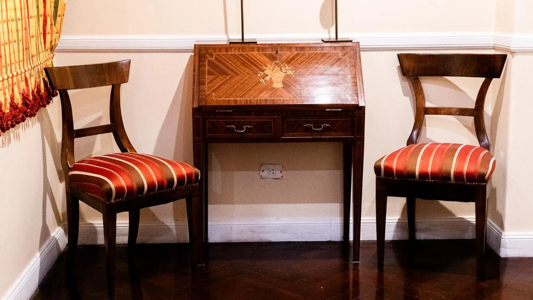 Decorative detail in RentUp Suites - San Telmo, Moreno 820