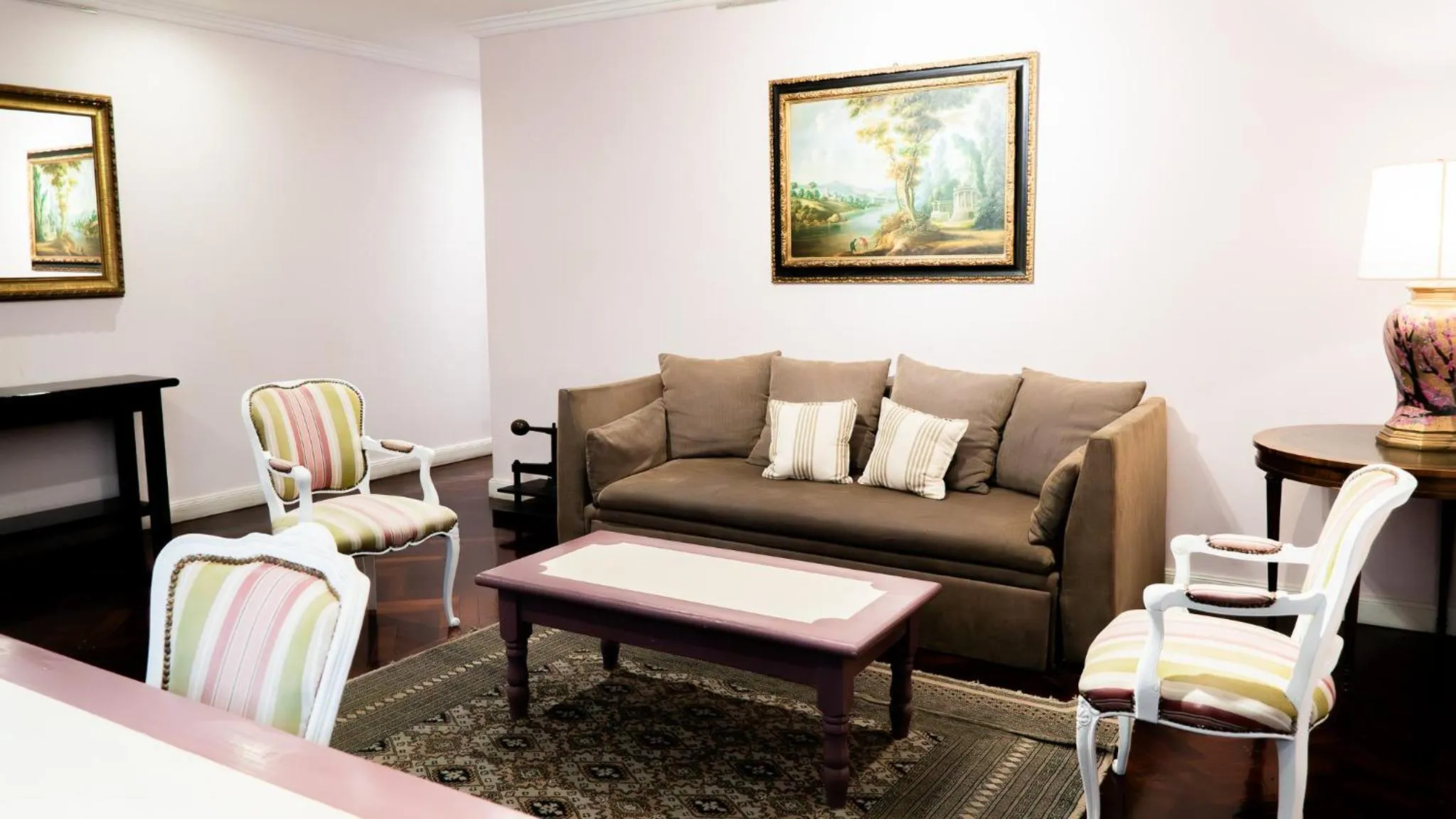 Living room in RentUp Suites - San Telmo, Moreno 820