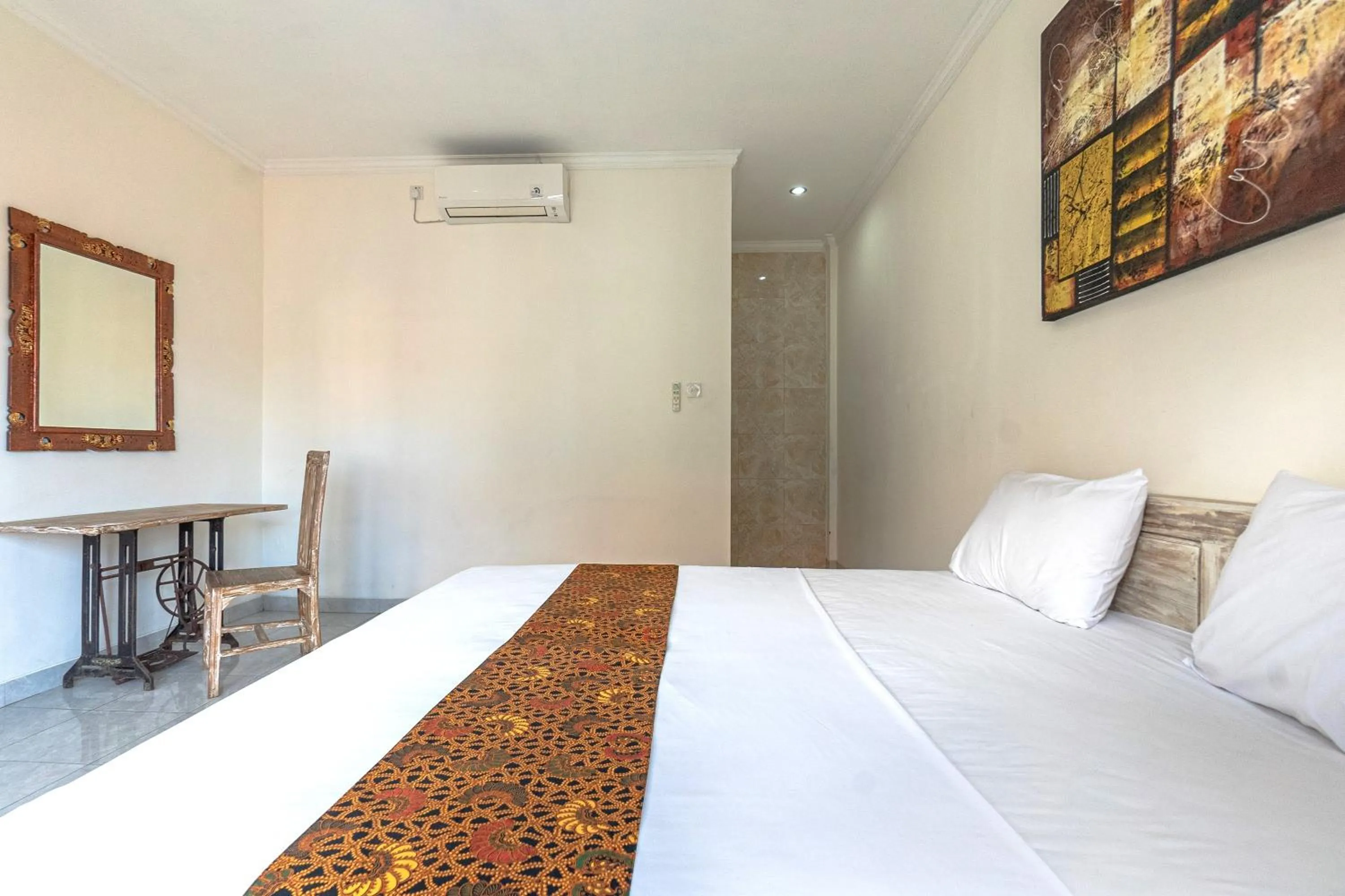 Bedroom, Bed in Azalea Homestay & Villa