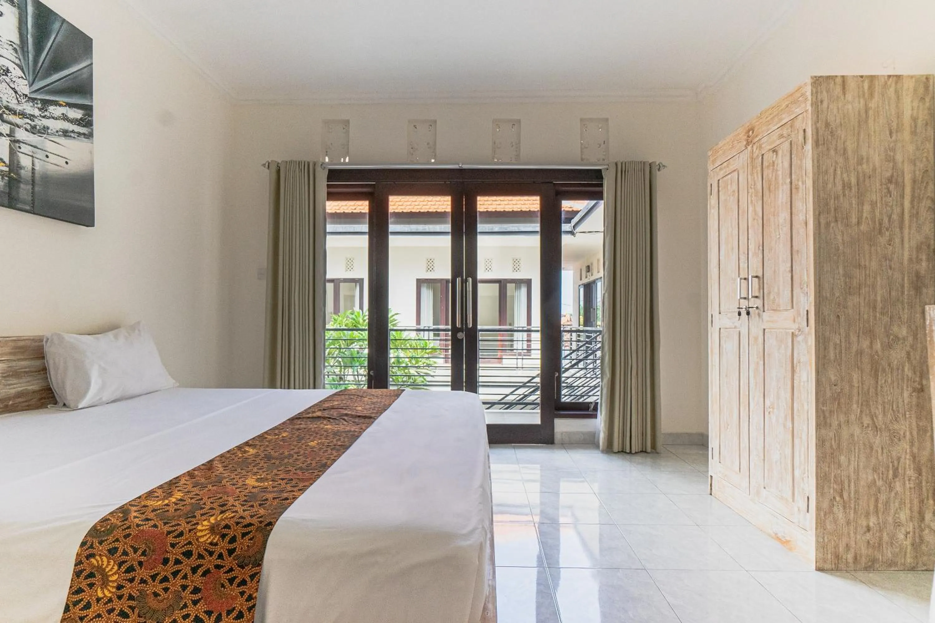 Bed in Azalea Homestay & Villa