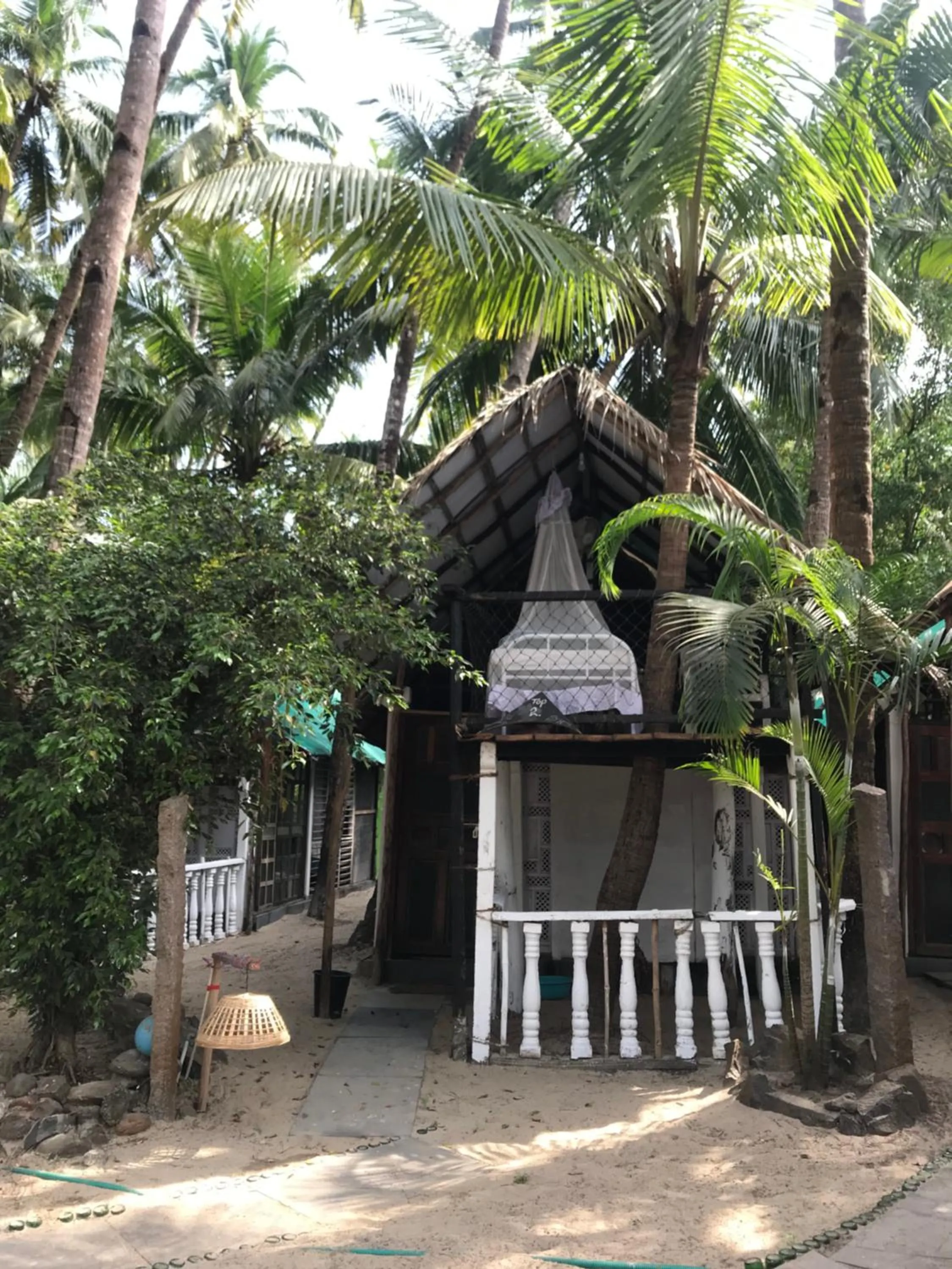 Standard non sea view triple cottage   in Cozy Nook Goa Palolem