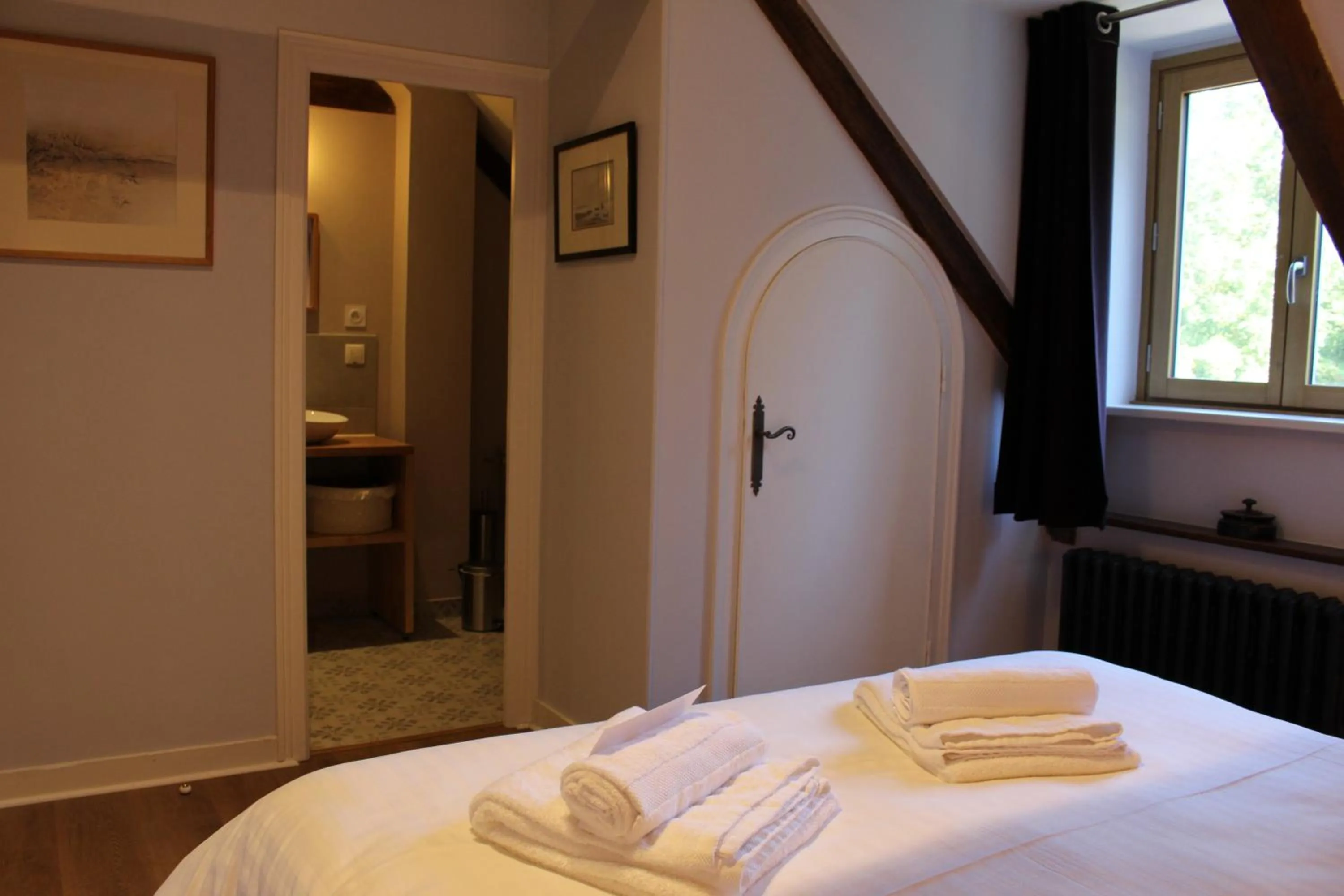 Bed in Manoir du Moustoir - Hôtel Les Empreintes