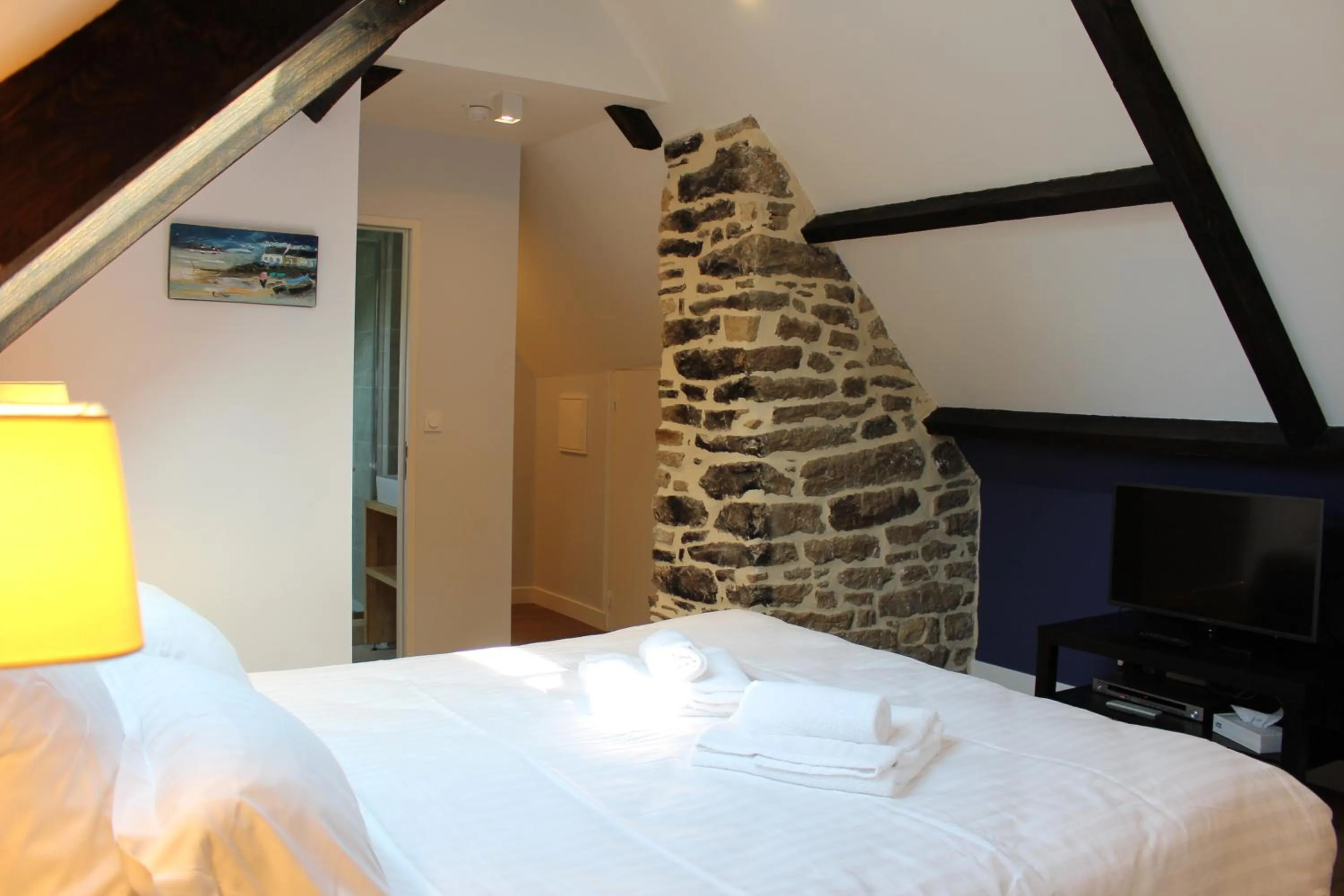 Bed in Manoir du Moustoir - Hôtel Les Empreintes