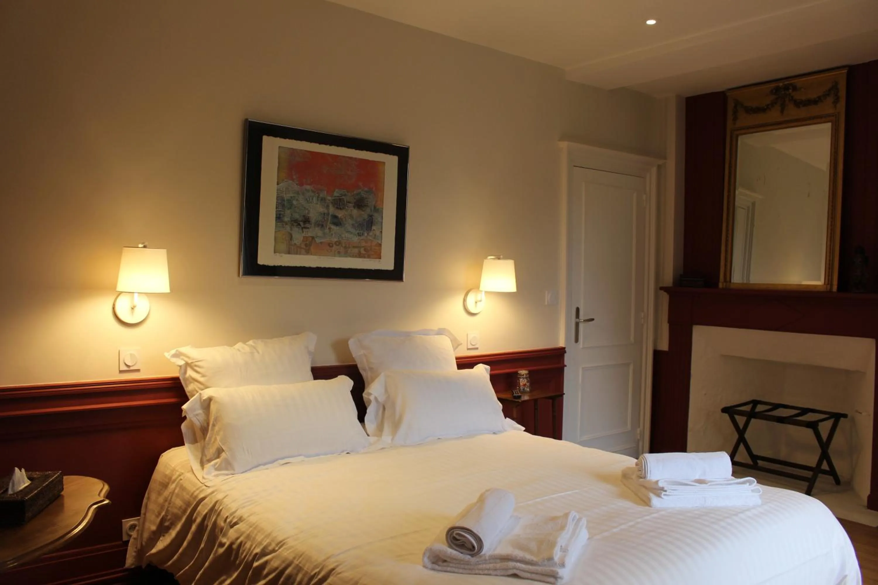 Bed in Manoir du Moustoir - Hôtel Les Empreintes