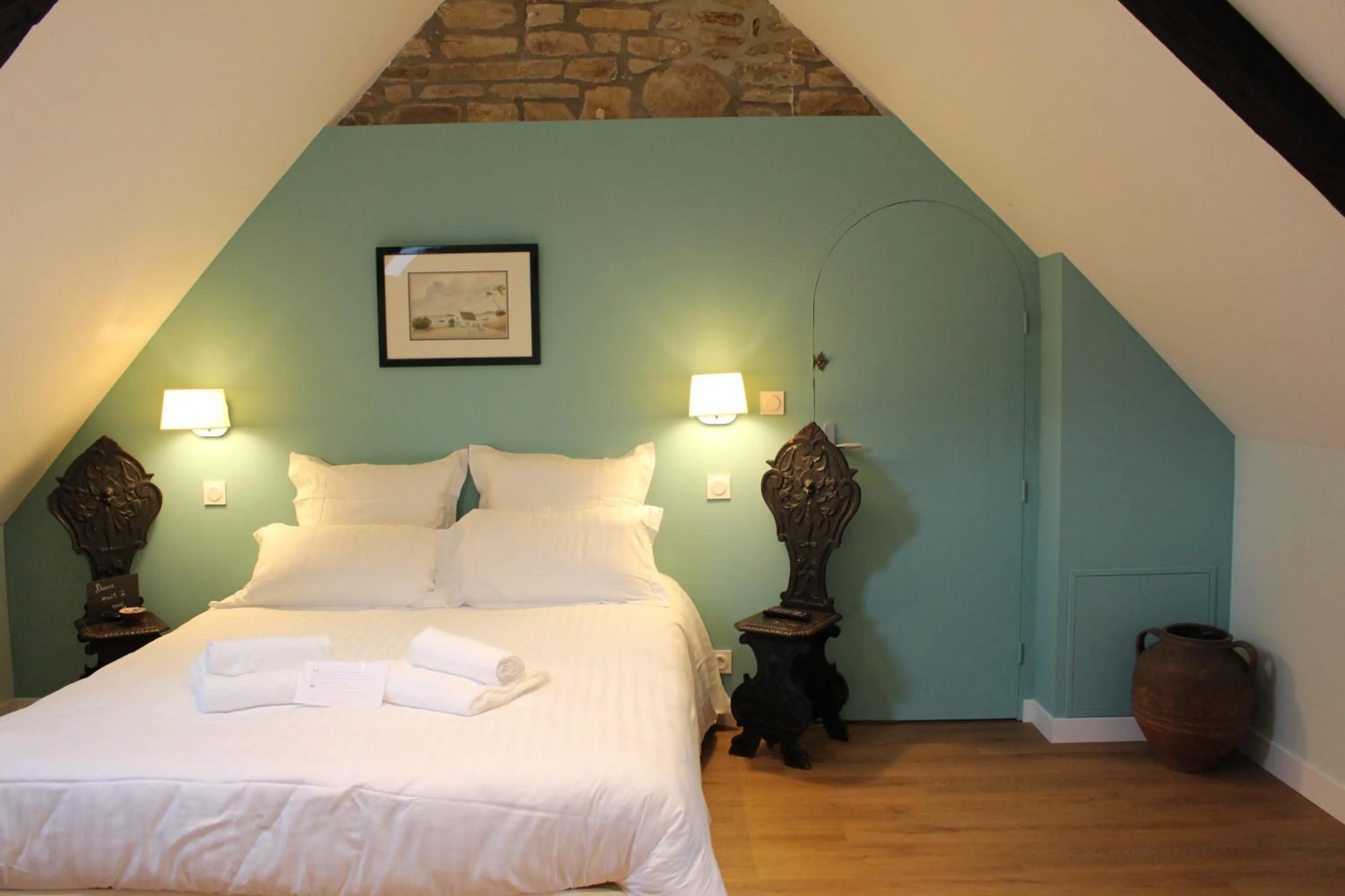 Bed in Manoir du Moustoir - Hôtel Les Empreintes